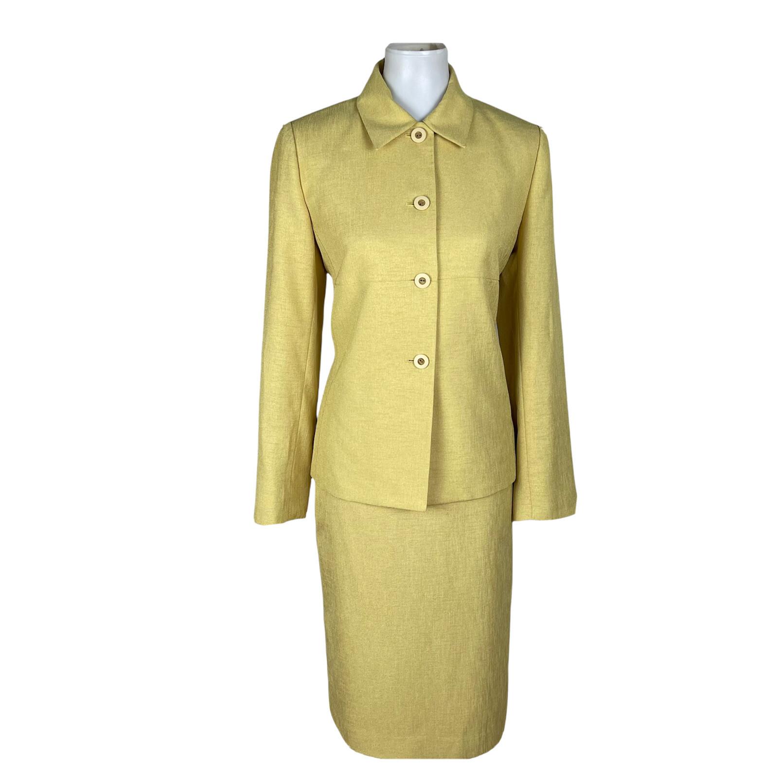 10-1104.jpg KASPER Women 2PC Gold Polyester Lined Single Breasted Skirt Suit Size 6