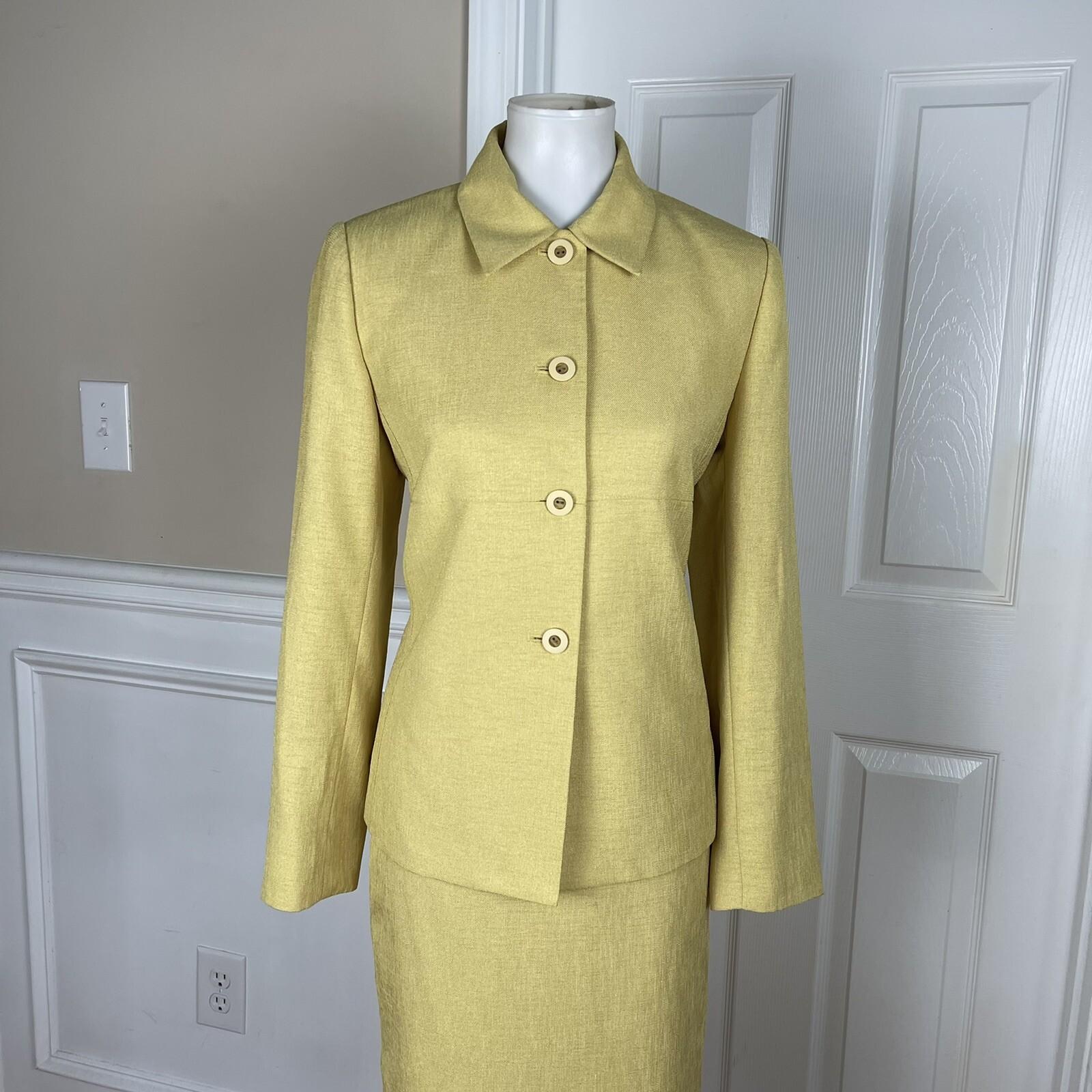 10-1106.jpg KASPER Women 2PC Gold Polyester Lined Single Breasted Skirt Suit Size 6