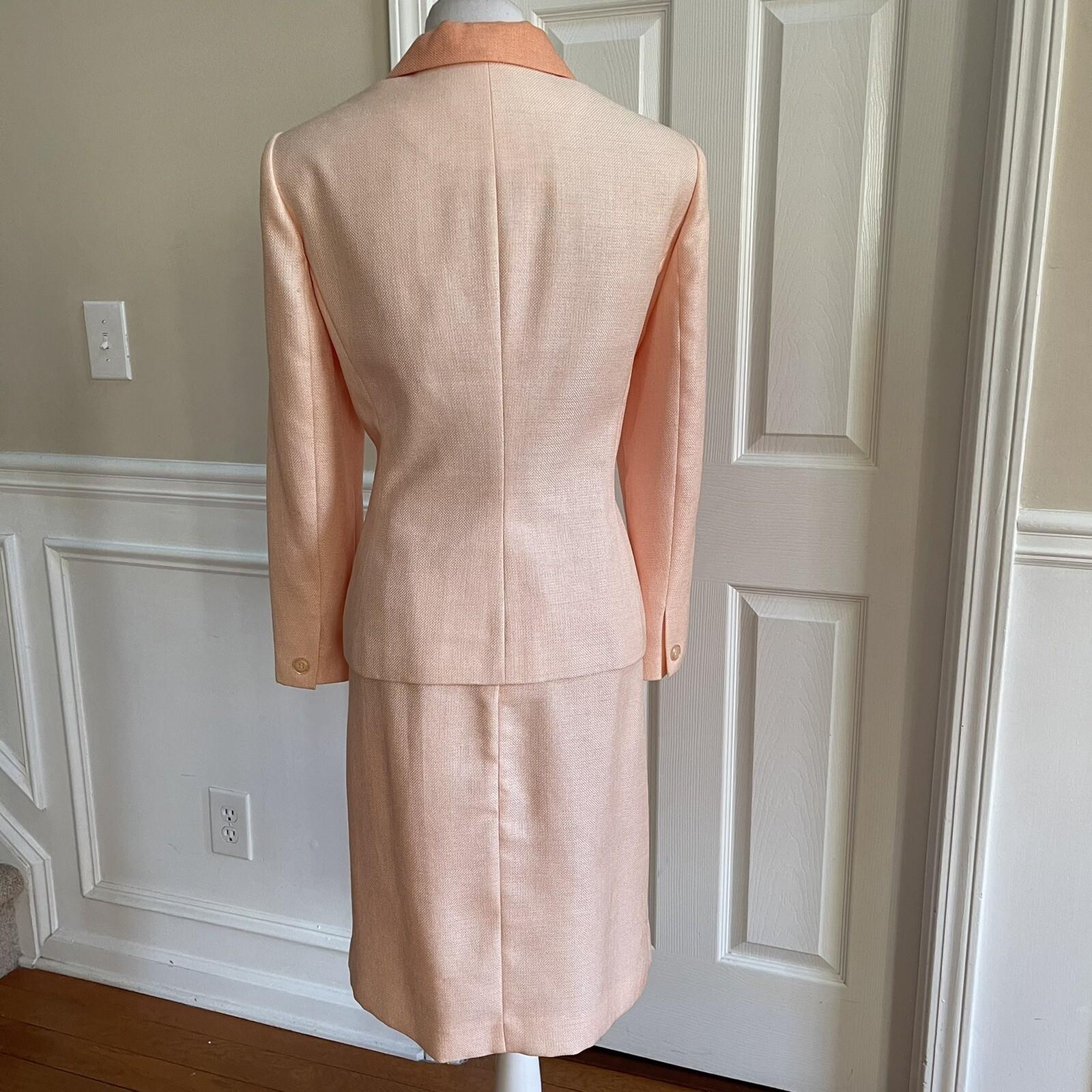 LARRY LEVINE Women 2PC Light Orange Polyester Lined Skirt Suit Size 14P
