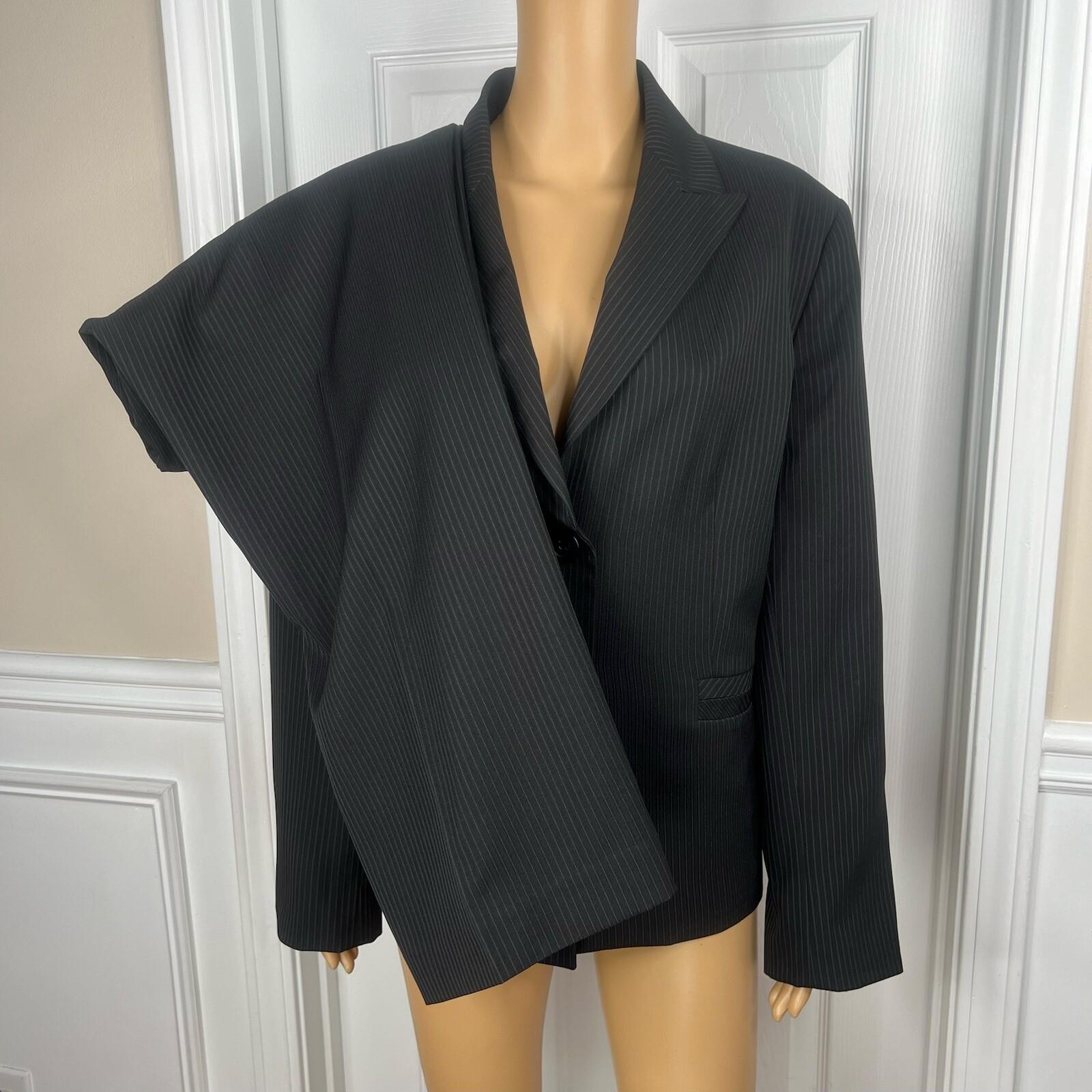 JONES WEAR Polyester Pant Suit Size 18 Black Striped Peak Collar Lined 2PC