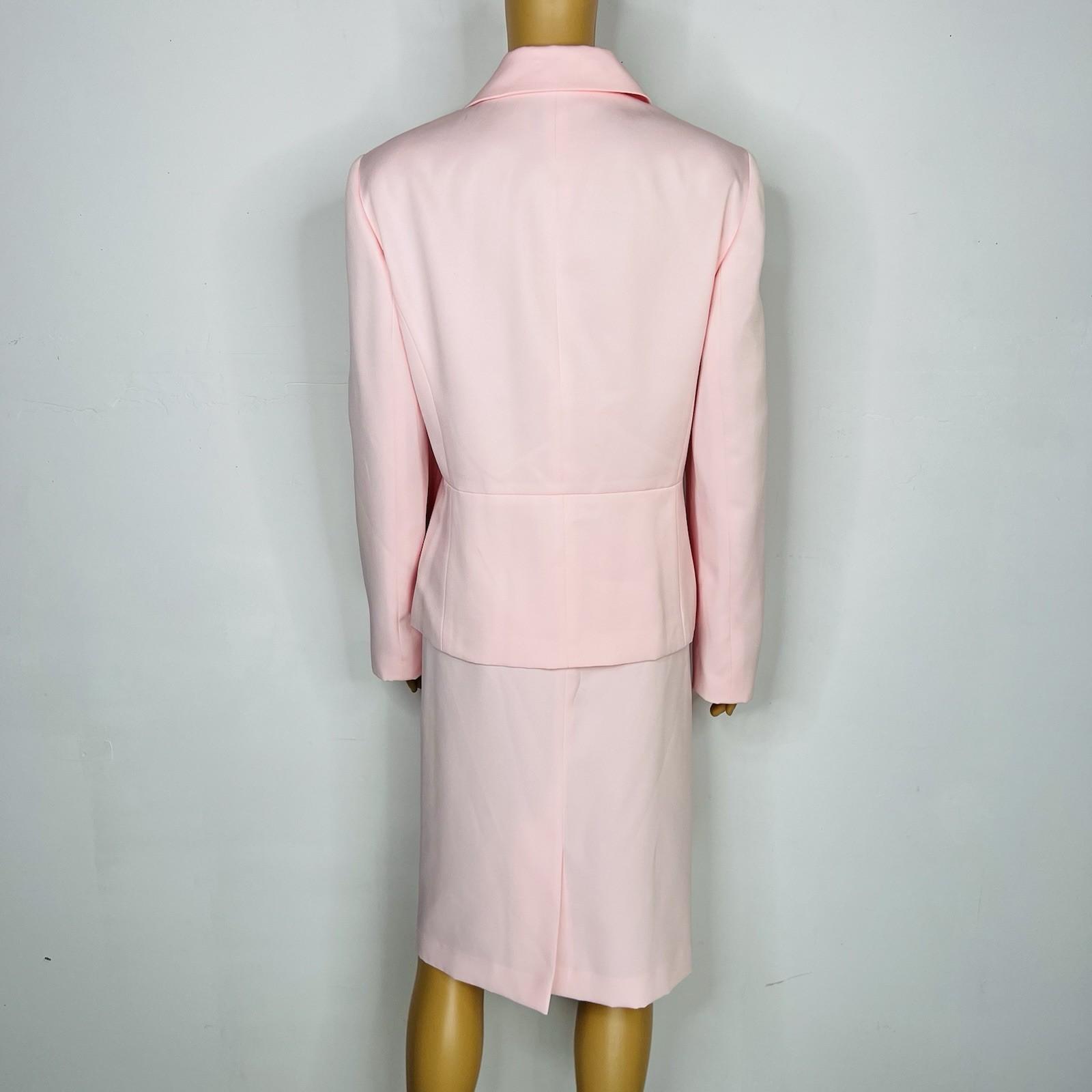 Le Suit 2PC Polyester Ruffle Shawl Collar Skirt Suit Size 14 Pink Timeless