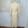Le Suit Women Polyester Skirt Suit Size 8 Gold Lined Peak Collar Cocktail 2PC