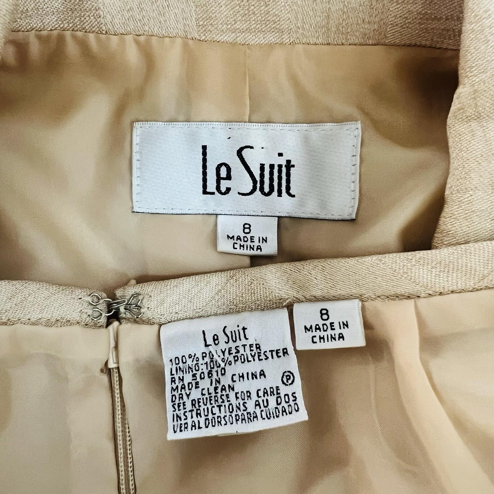 Le Suit Women Polyester Skirt Suit Size 8 Gold Lined Peak Collar Cocktail 2PC