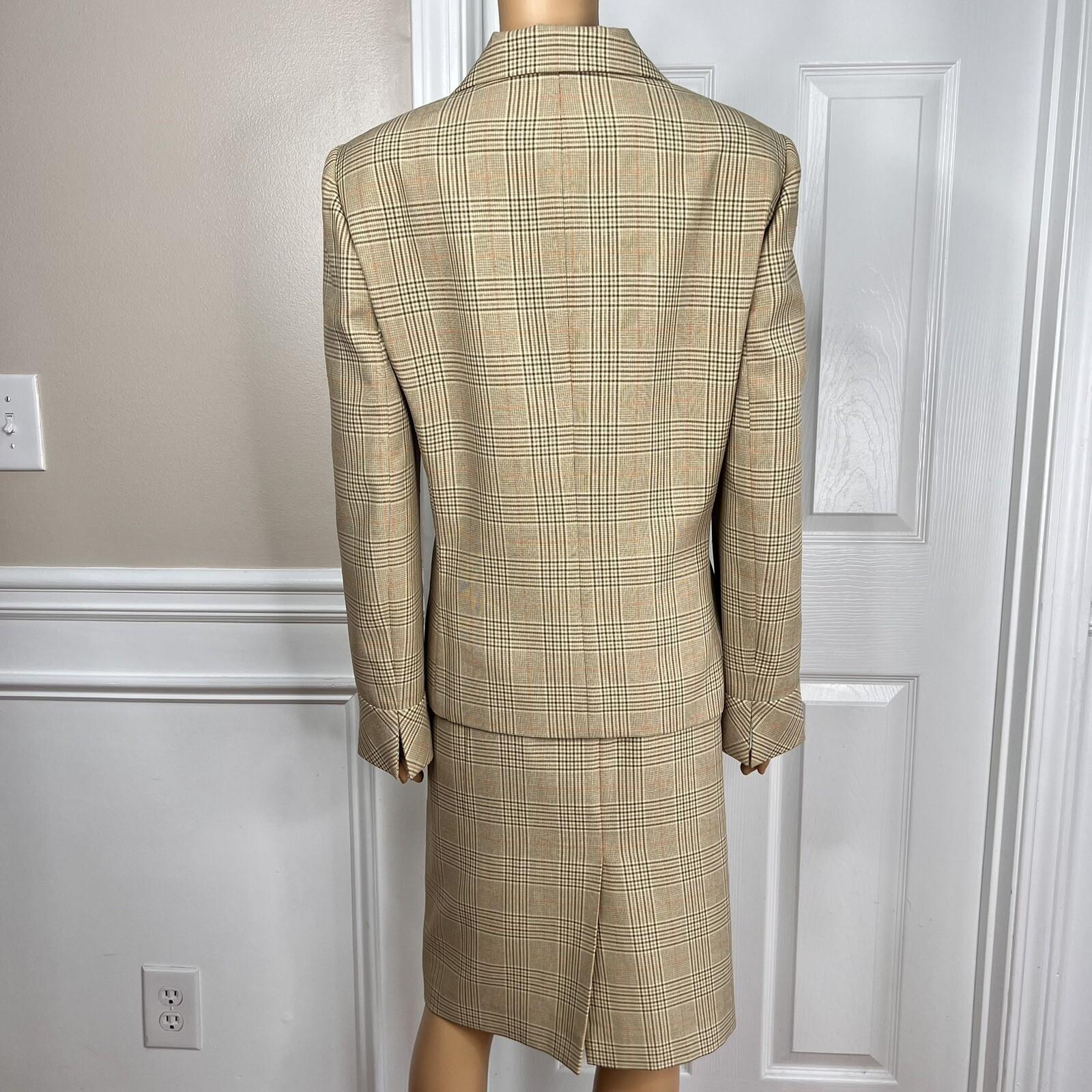 10-156.jpg Le Suit Polyester Rayon Skirt Suit Size 14 Mustard Striped Pockets Lined 2PC