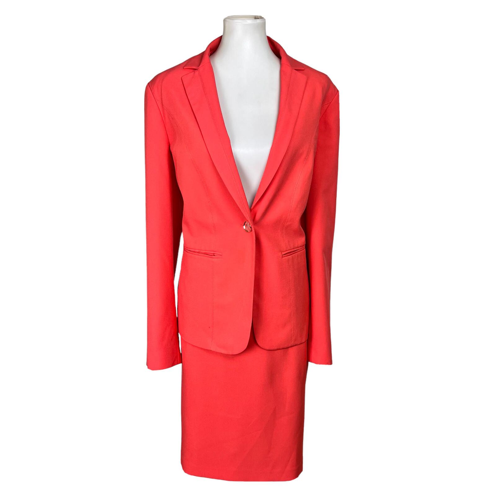 Emily Polyester Skirt Suit Size 18 Tangerine Lined Notch Collar Pockets 2PC