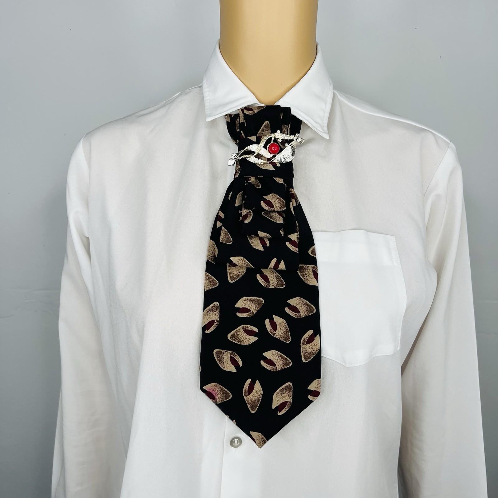 Elegant Handcrafted Necktie Necklace with a Detachable Brooch Effortlessly Chic