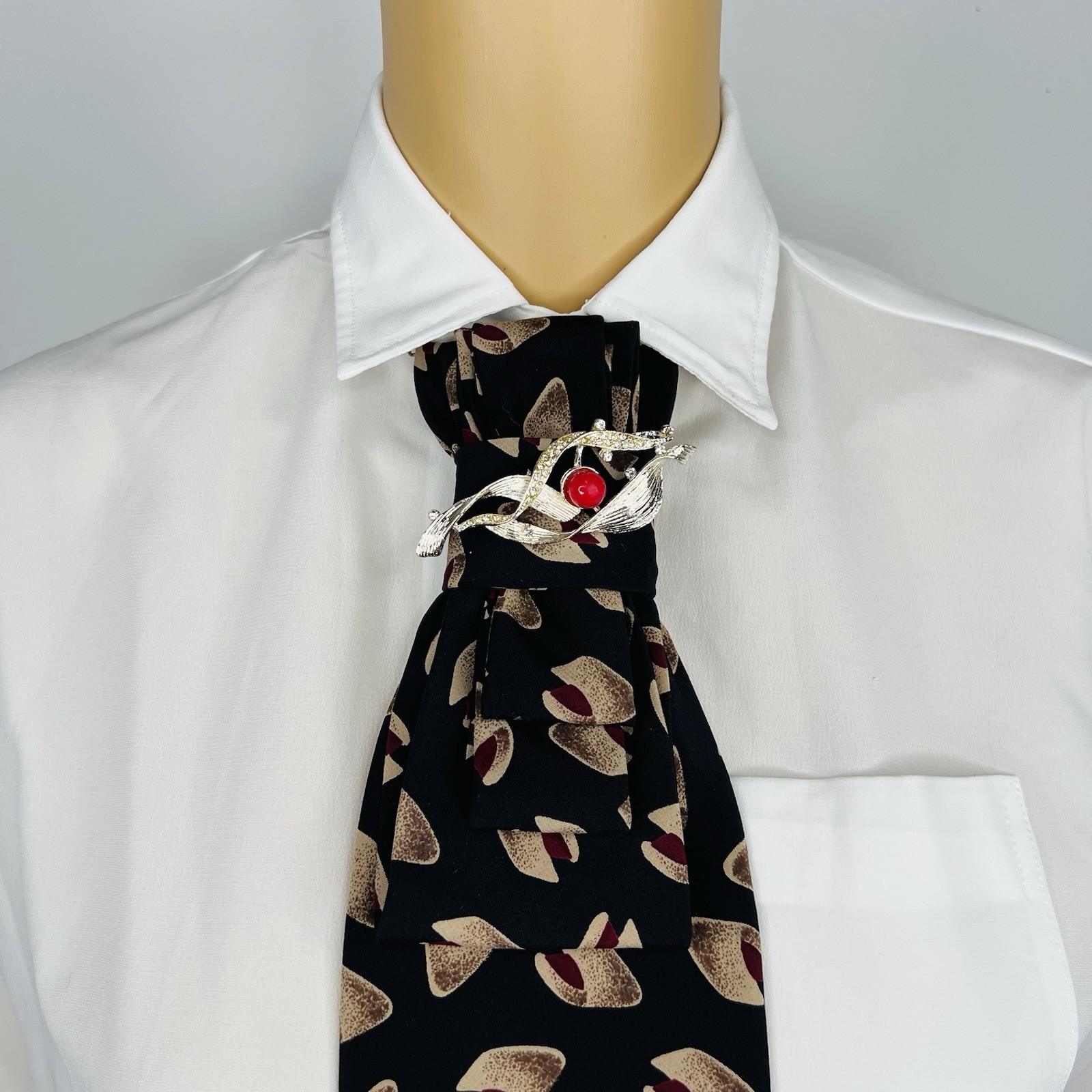 Elegant Handcrafted Necktie Necklace with a Detachable Brooch Effortlessly Chic