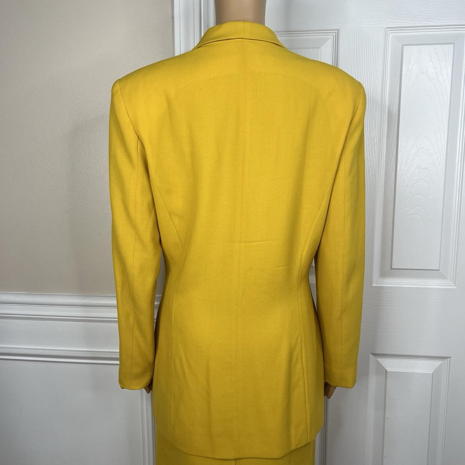 10-1791.jpg Tahari Vintage Women Wool Spandex Skirt Suit 12 Canary Lined Shawl Collar 2PC