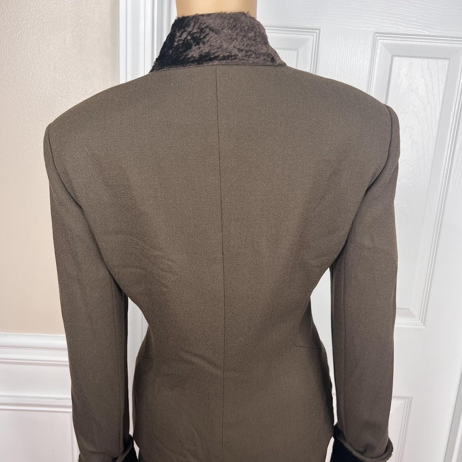 10-1869.jpg JONES NEW YORK Vintage 2PC Brown Faux Fur Stand Up Collar Skirt Suit Size 6