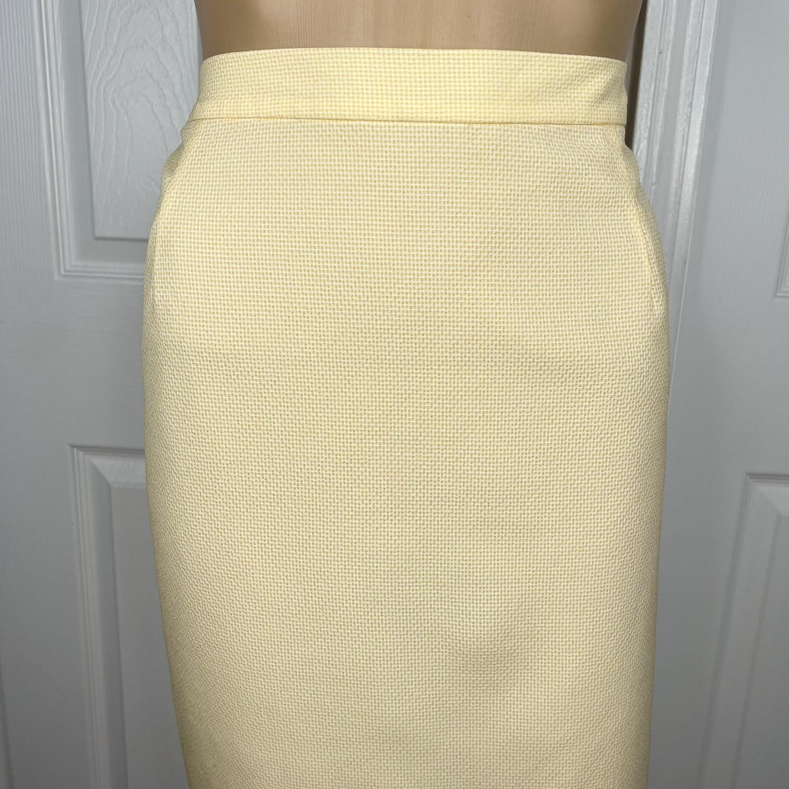 Le Suit Polyester Skirt Suit Size 18W Yellow Gold Collarless 3/4 Sleeves 2PC New