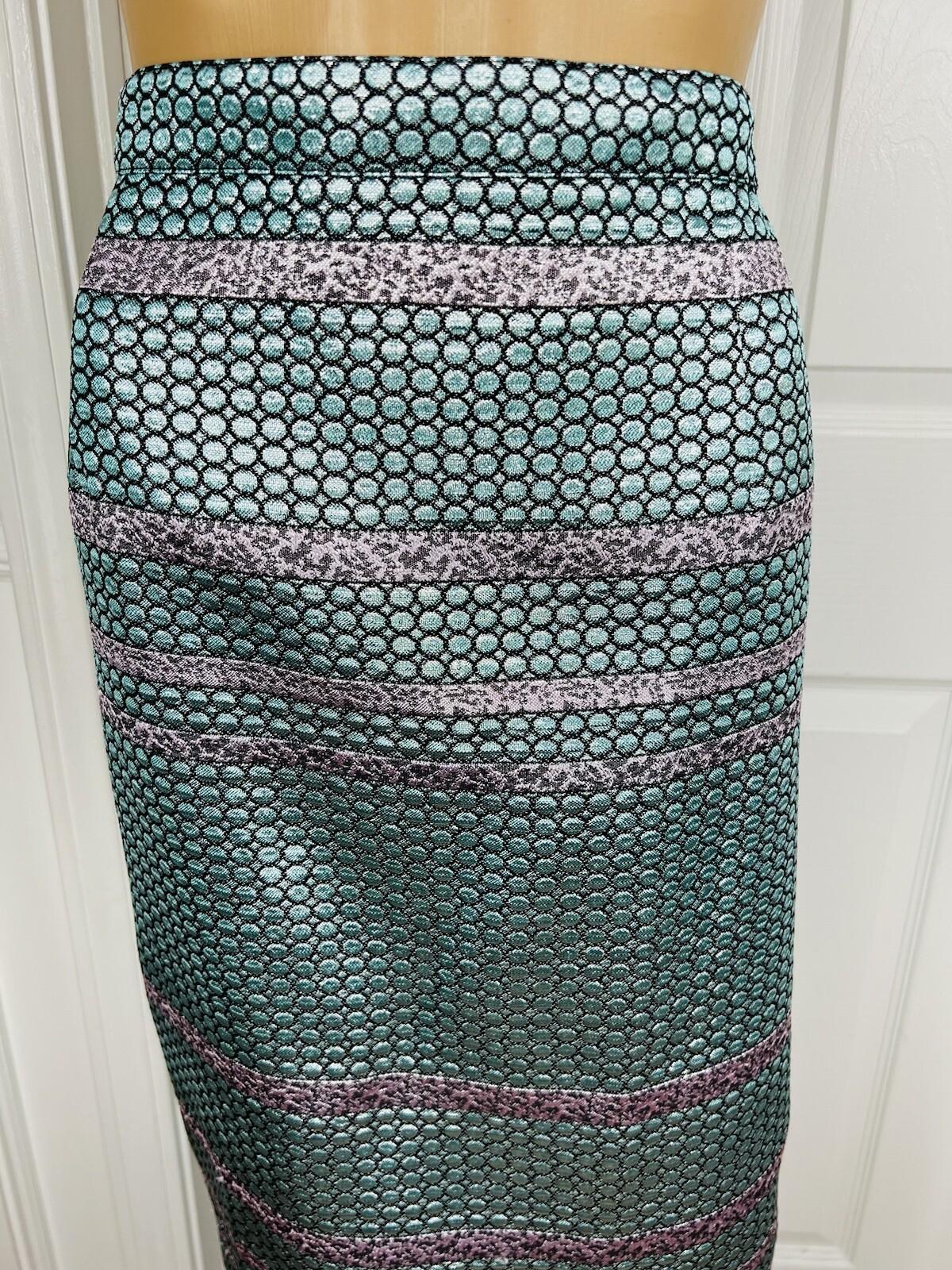 Susanna Polyester Metallic Skirt Suit Top Size 18 Green Black Beaded Lined 2PC