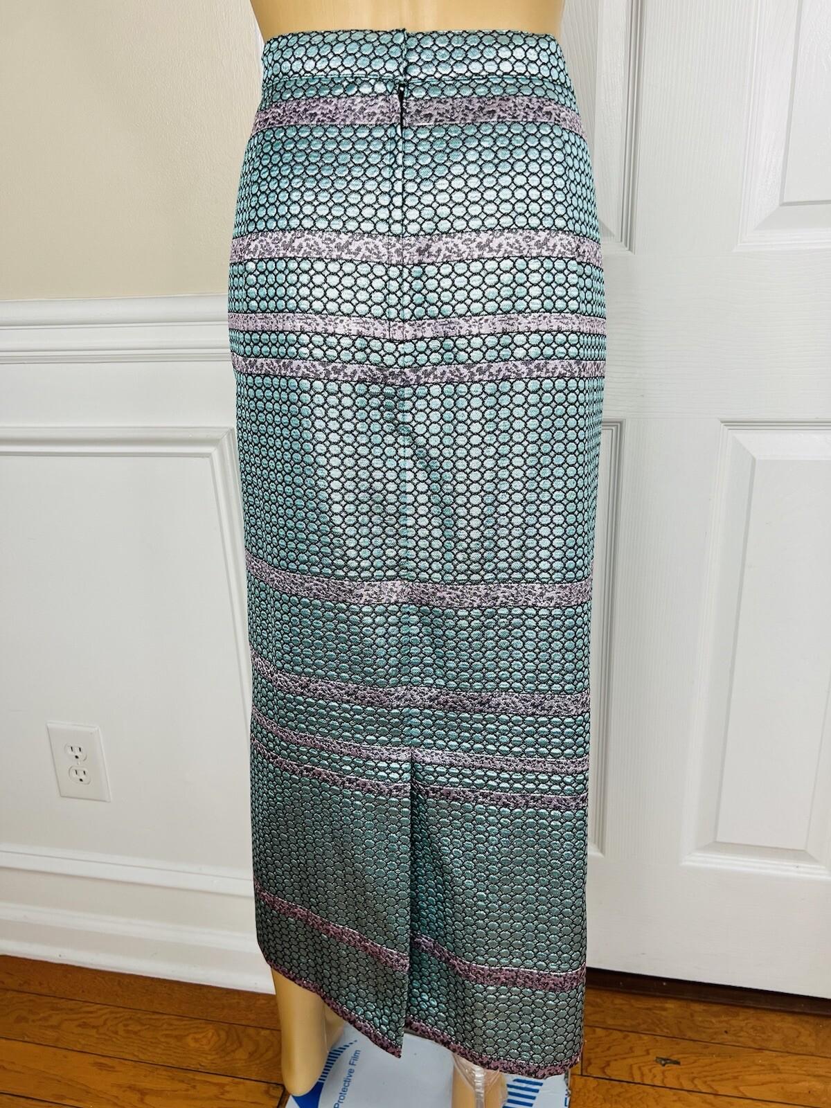 Susanna Polyester Metallic Skirt Suit Top Size 18 Green Black Beaded Lined 2PC