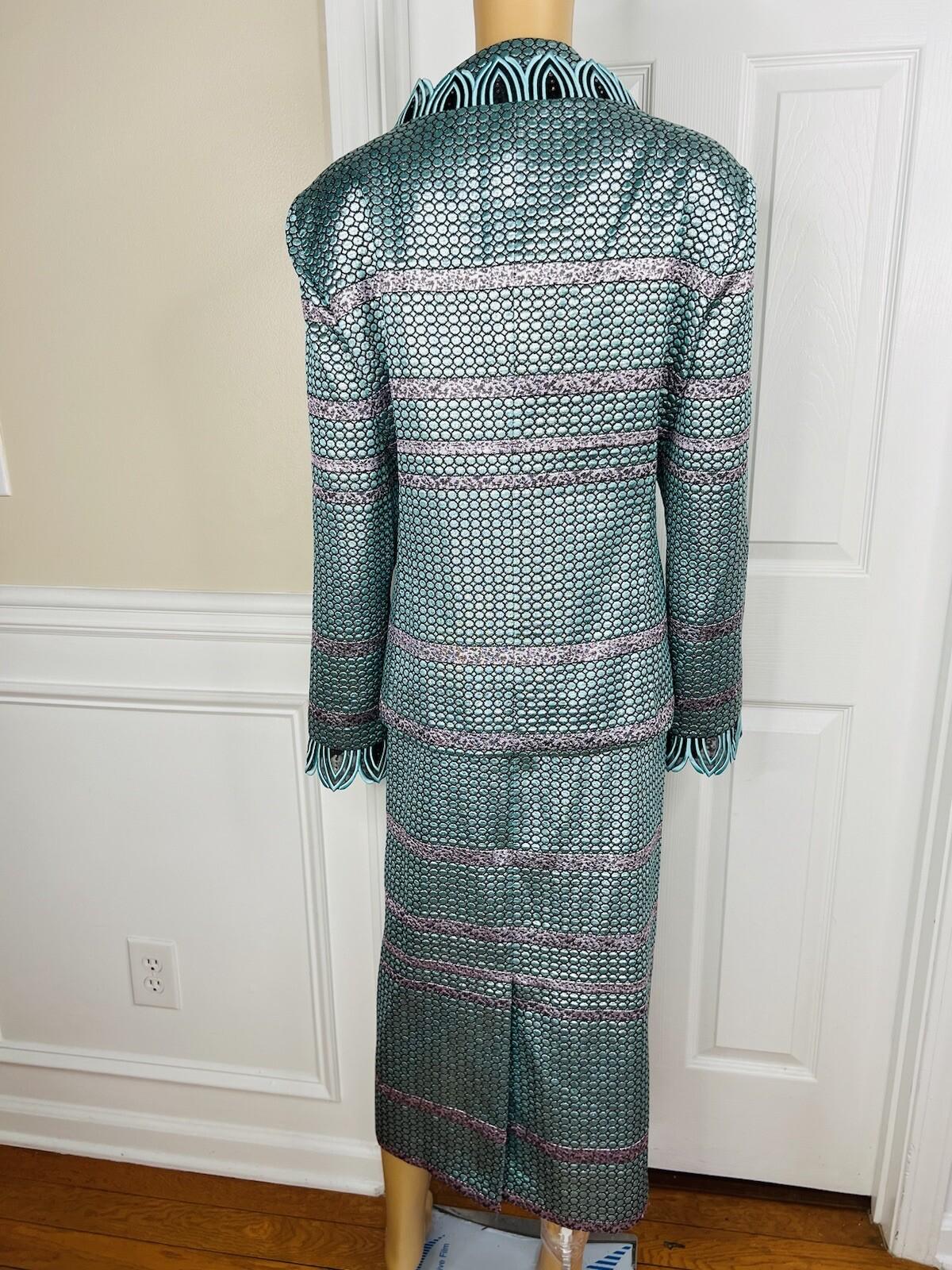 Susanna Polyester Metallic Skirt Suit Top Size 18 Green Black Beaded Lined 2PC