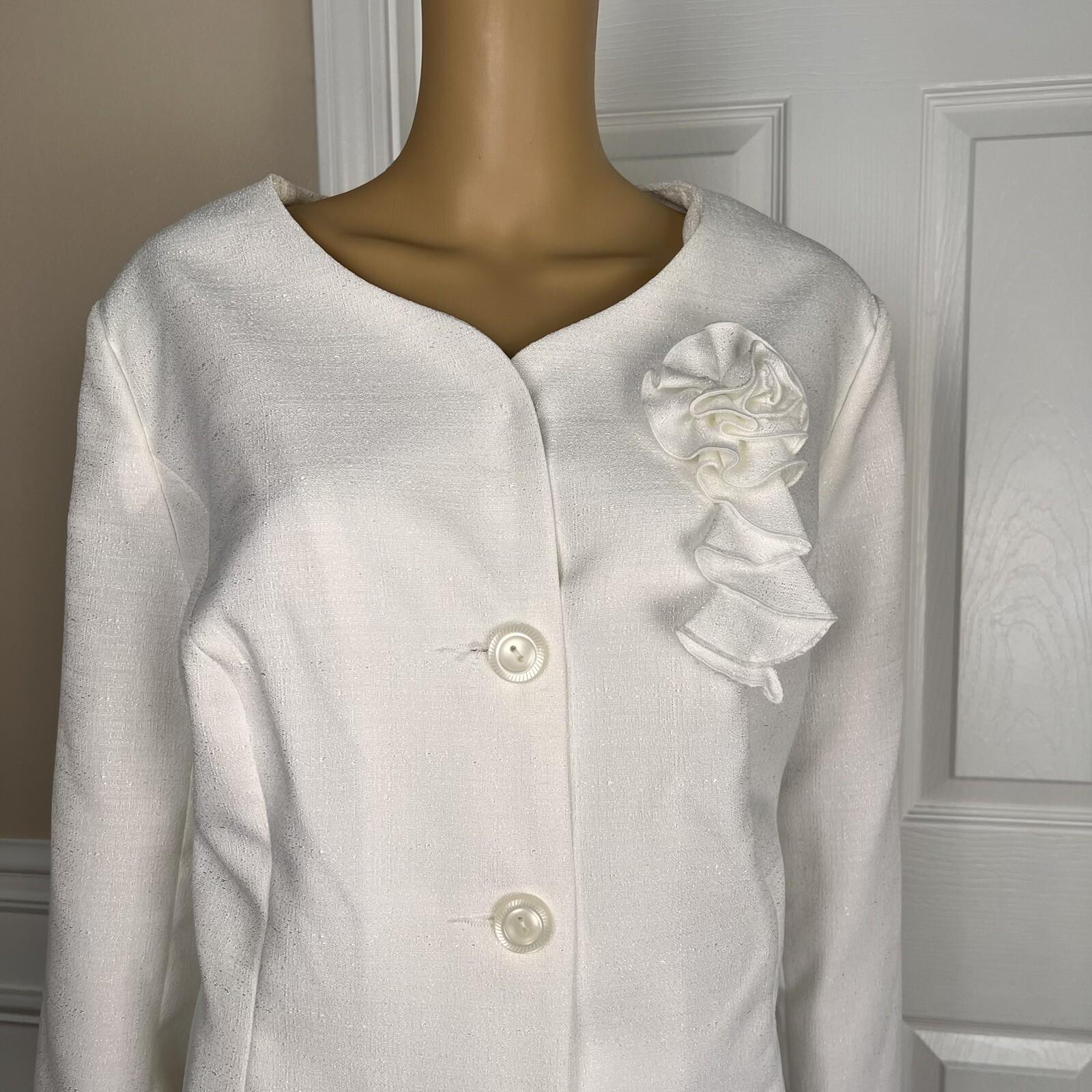 Danillo Women Polyester Skirt Suit Size 18W White Lined Collarless 2PC New