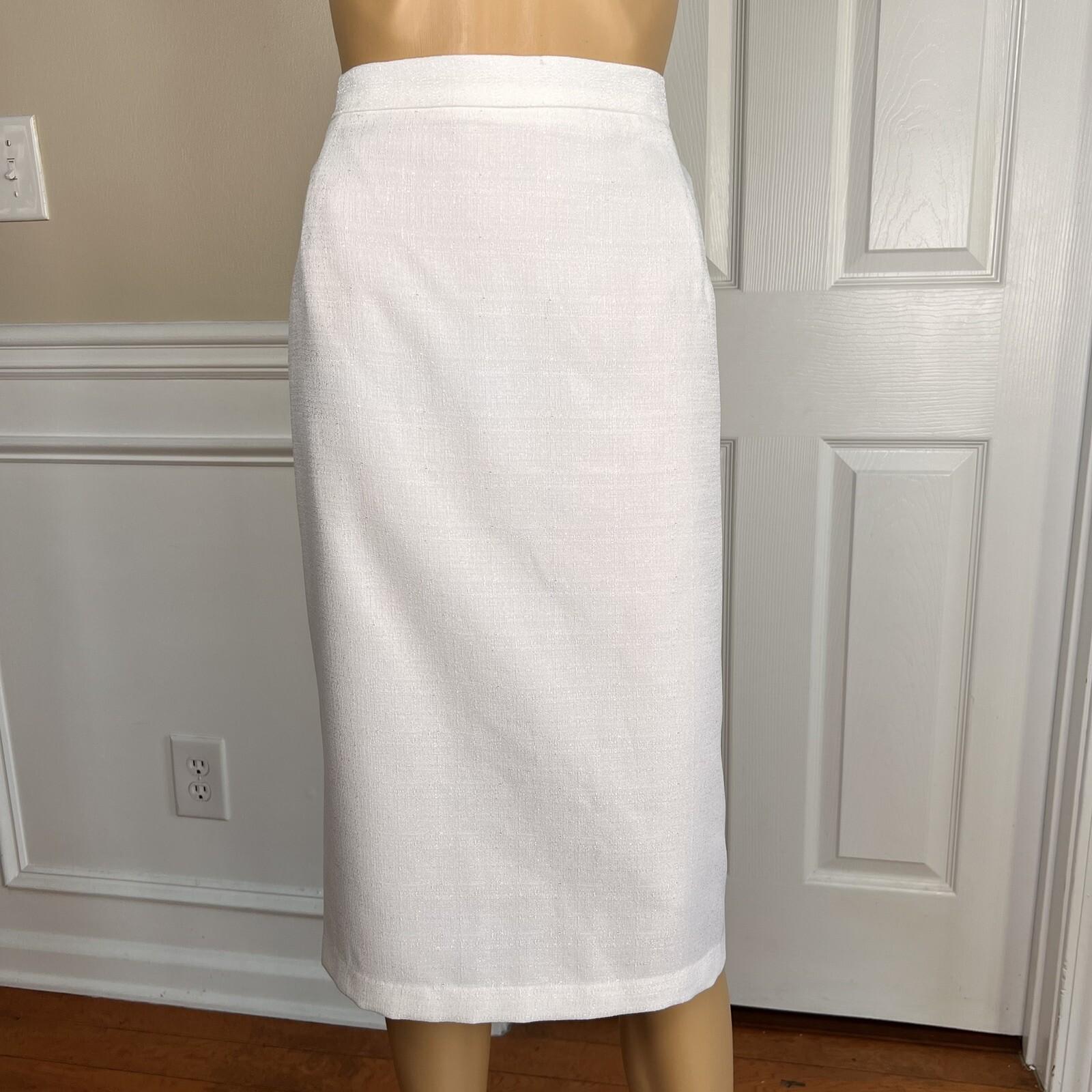 Danillo Women Polyester Skirt Suit Size 18W White Lined Collarless 2PC New