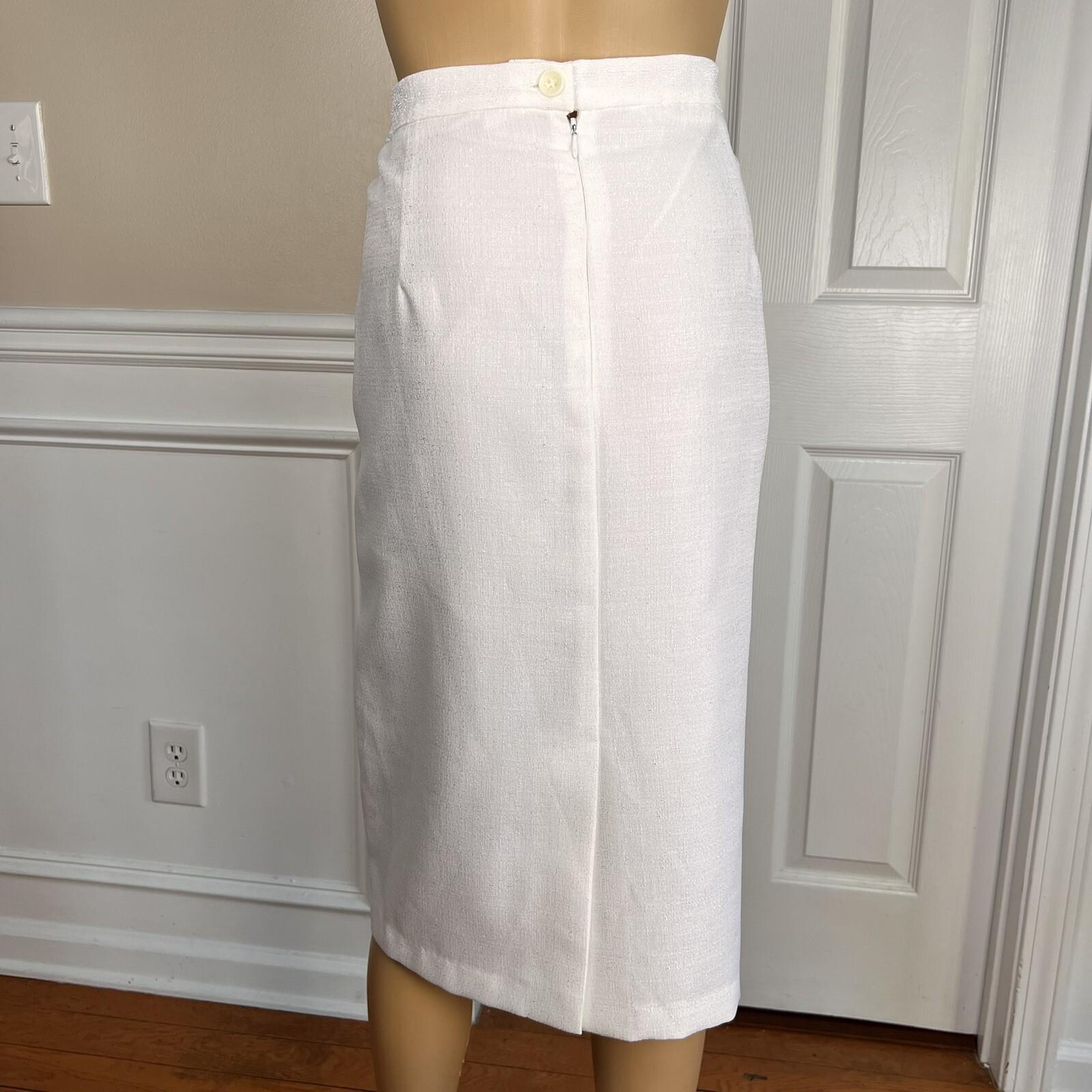 Danillo Women Polyester Skirt Suit Size 18W White Lined Collarless 2PC New