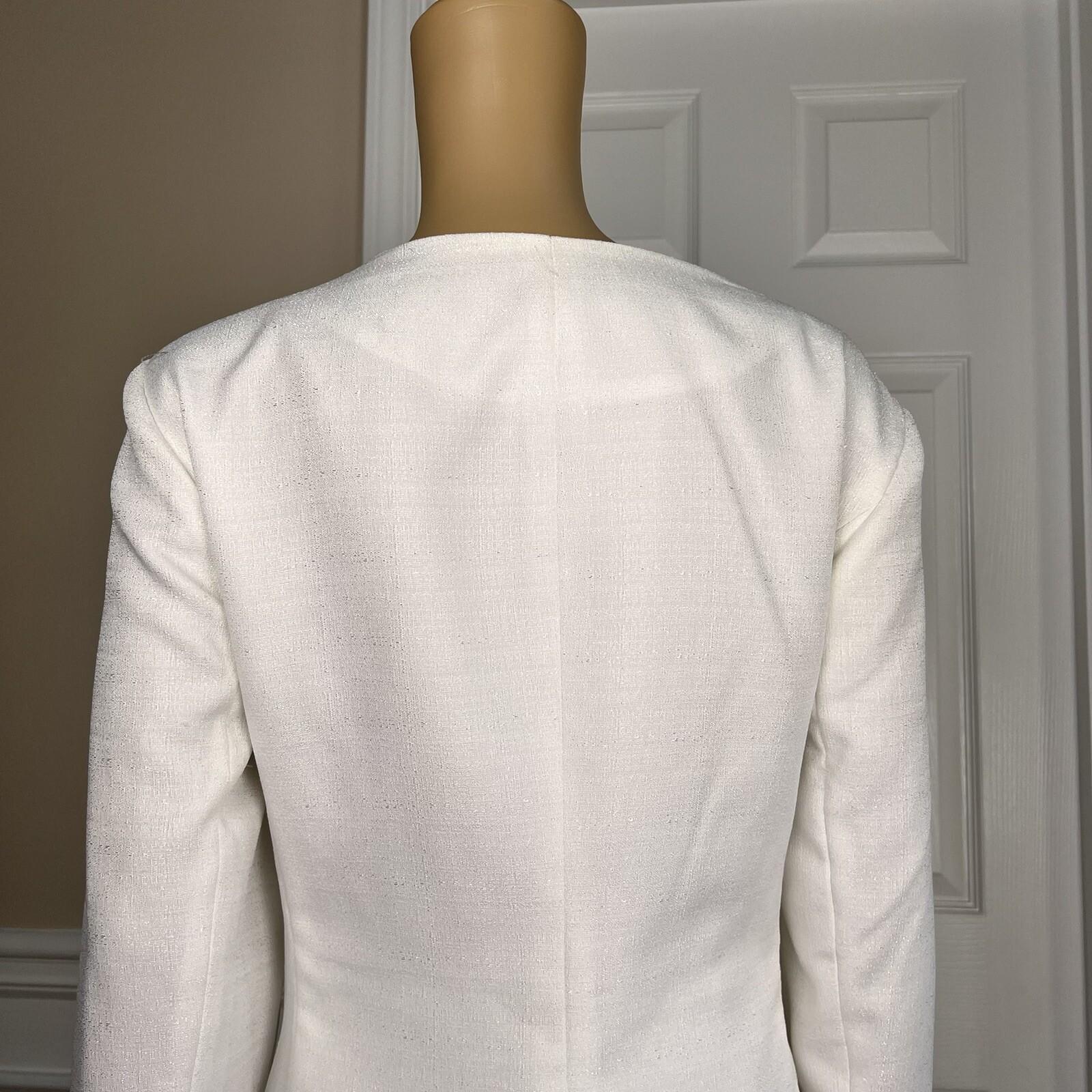 Danillo Women Polyester Skirt Suit Size 18W White Lined Collarless 2PC New