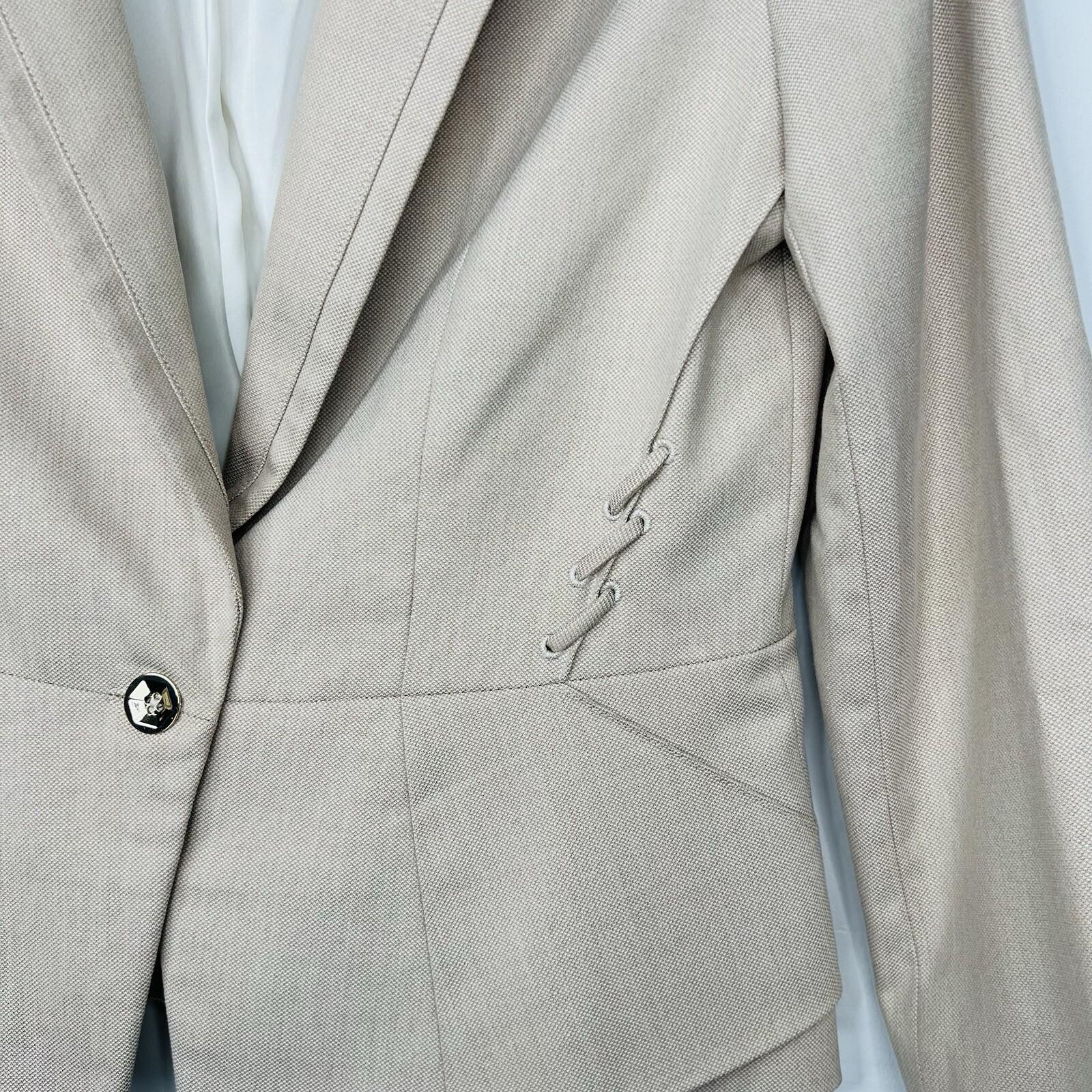 White House Black Market Rayon Stretch Blend Blazer Size 6 Beige Tier collar