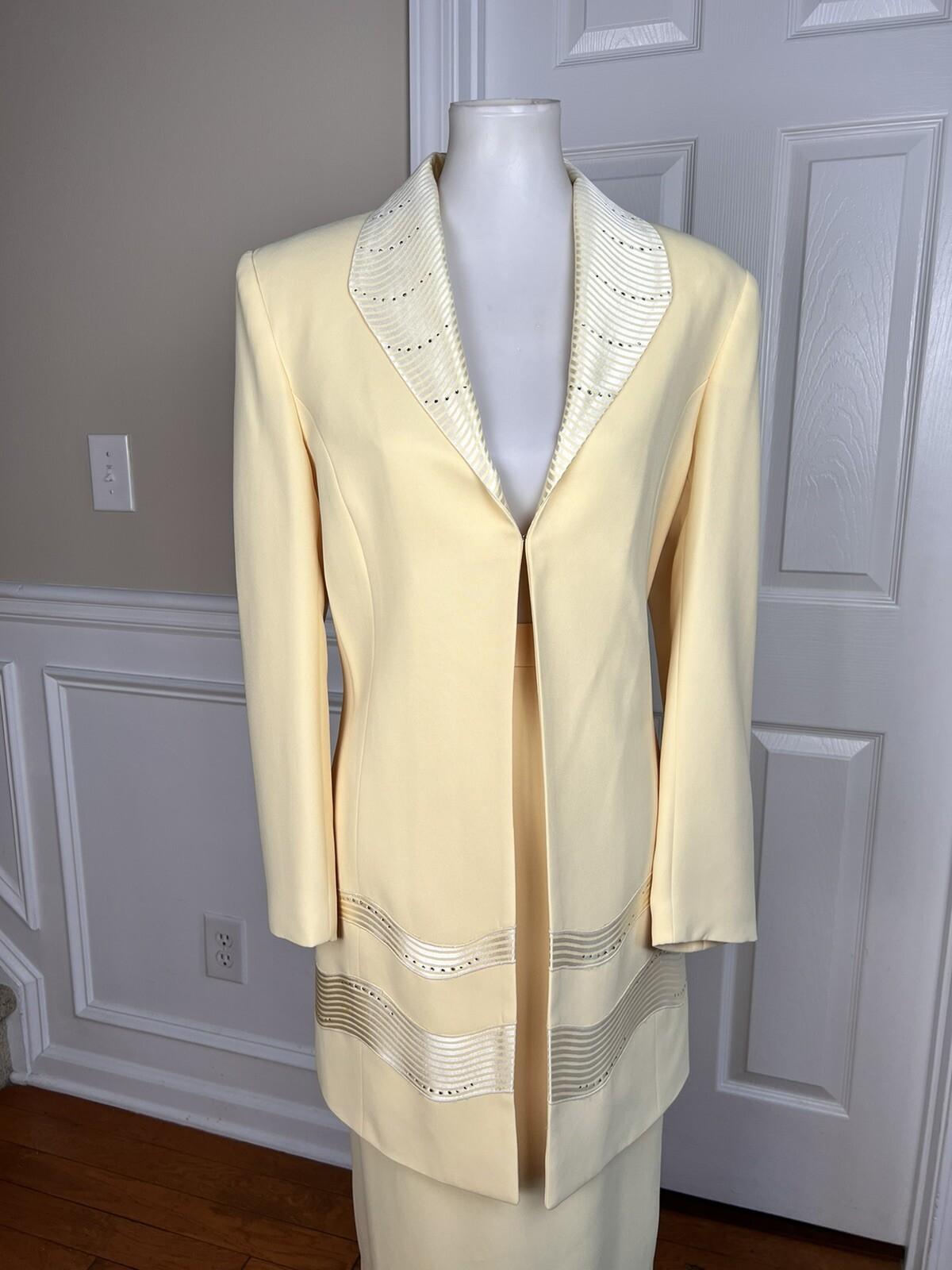 10-2117.jpg TANGO NITES Women 2PC Yellow Beaded Polyester Acetate Skirt Suit Size 12