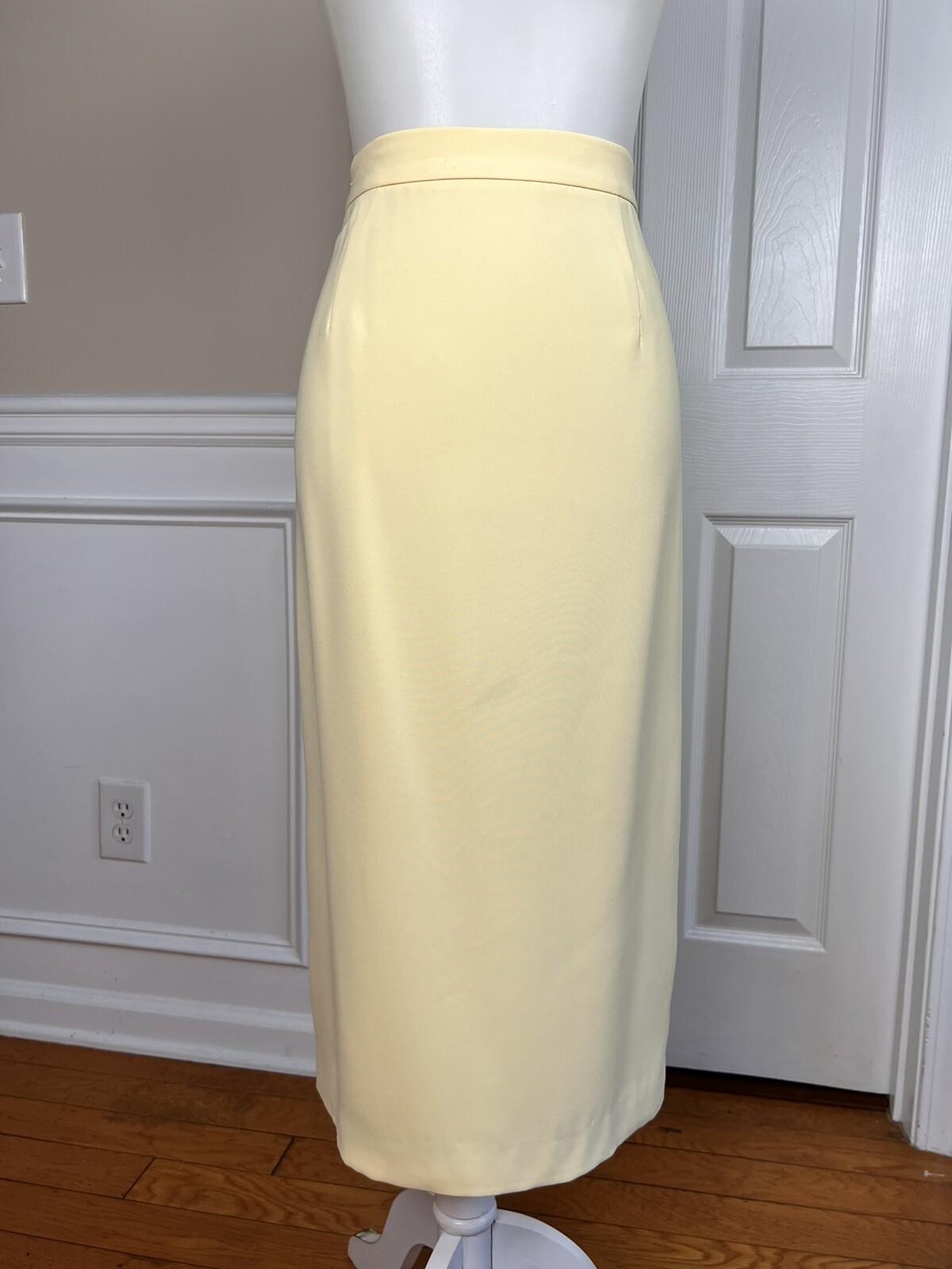 10-2120.jpg TANGO NITES Women 2PC Yellow Beaded Polyester Acetate Skirt Suit Size 12