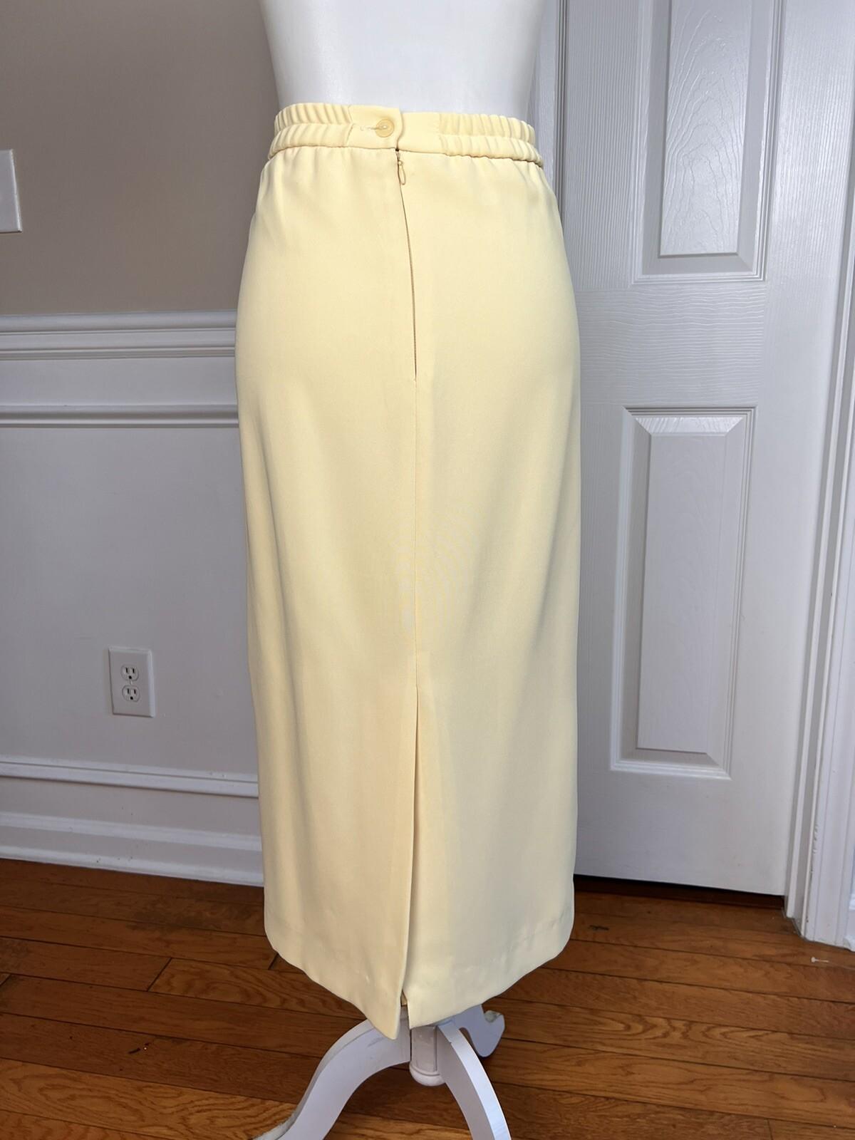 10-2121.jpg TANGO NITES Women 2PC Yellow Beaded Polyester Acetate Skirt Suit Size 12