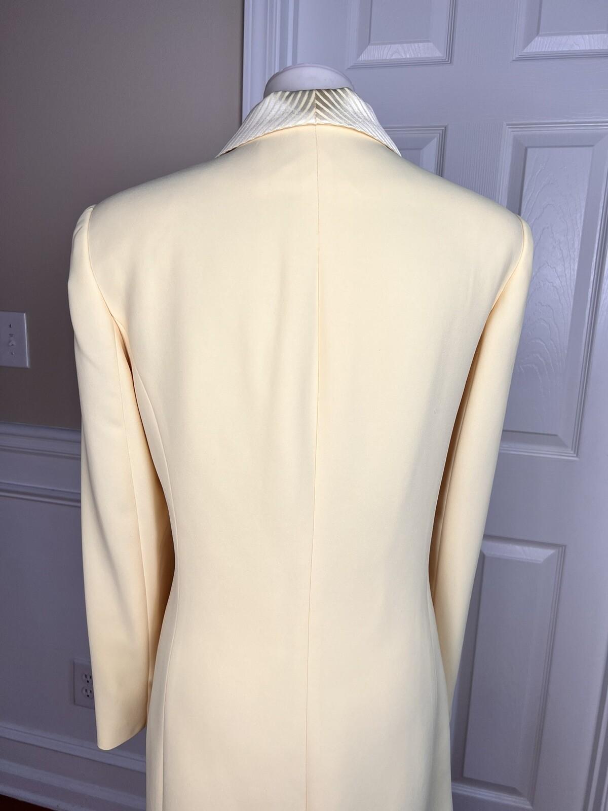 10-2124.jpg TANGO NITES Women 2PC Yellow Beaded Polyester Acetate Skirt Suit Size 12