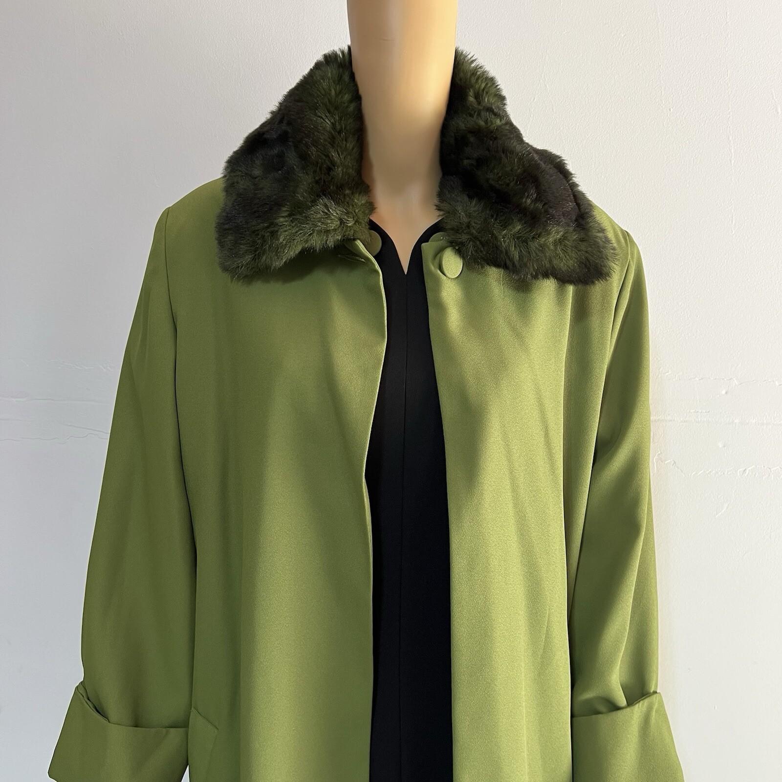 St Anthony Polyester Dress Suit Size 14 Green Black Faux fur Collar Midi 2PC