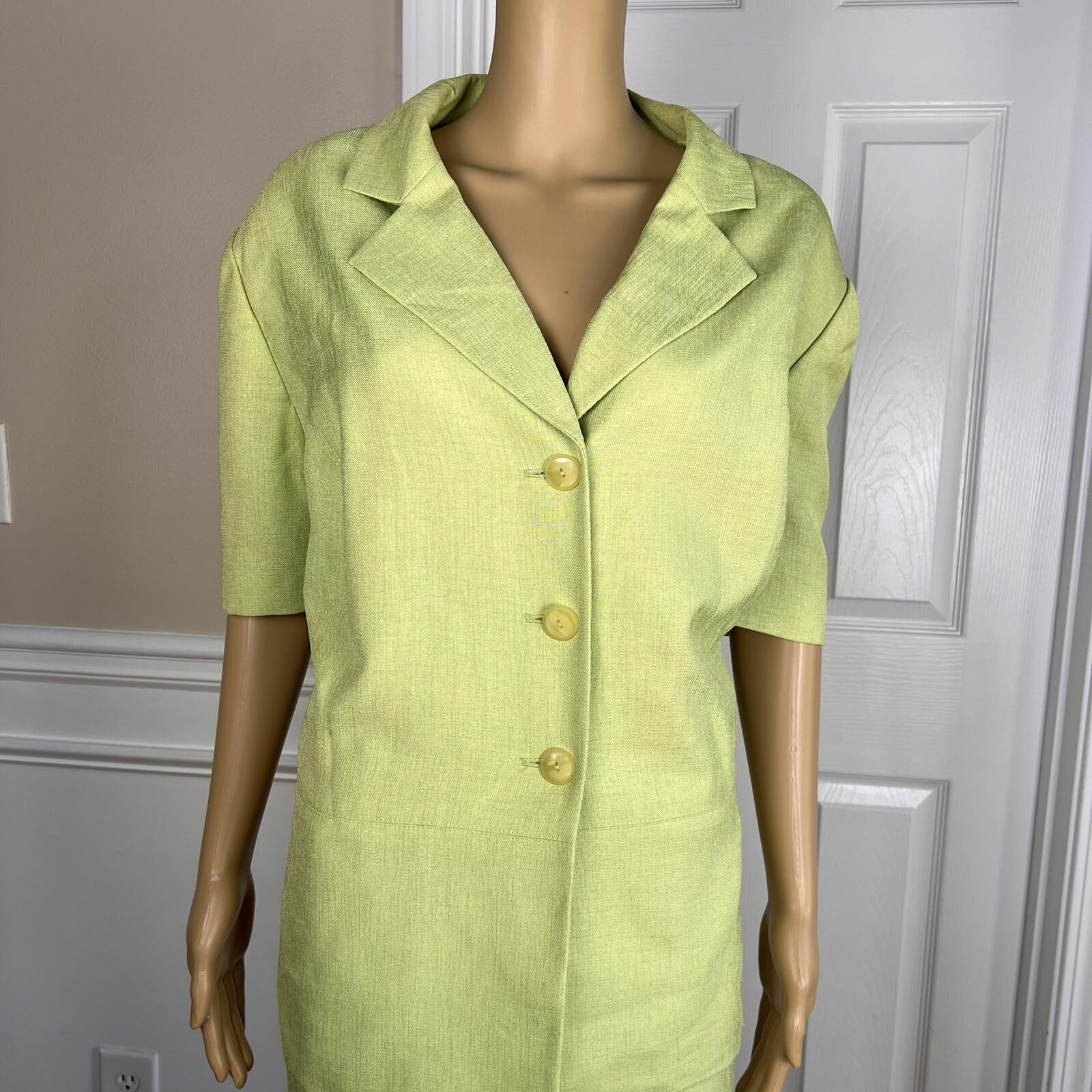 Le Suit Women Polyester Skirt Suit Size 24W Green Lined Short Sleeves 2PC