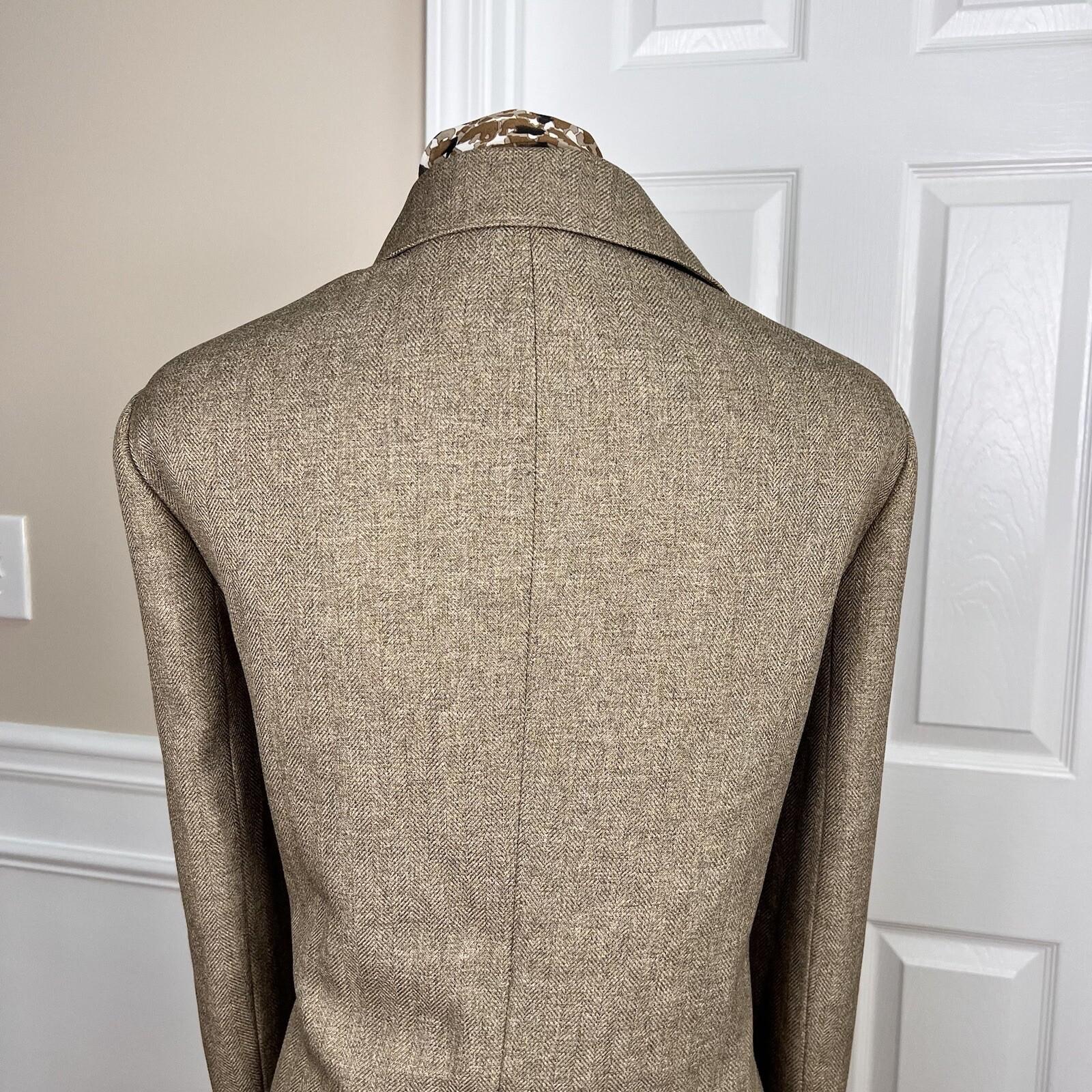 10-2411.jpg Le Suit Polyester Pant Suit Scarf Size 18 Peanut Notch Collar 3PC Faux pockets