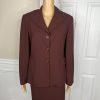 10-2595.jpg Tahari Women Vintage Polyester Skirt Suit Size 10 Maroon Lined Notch Collar 2PC