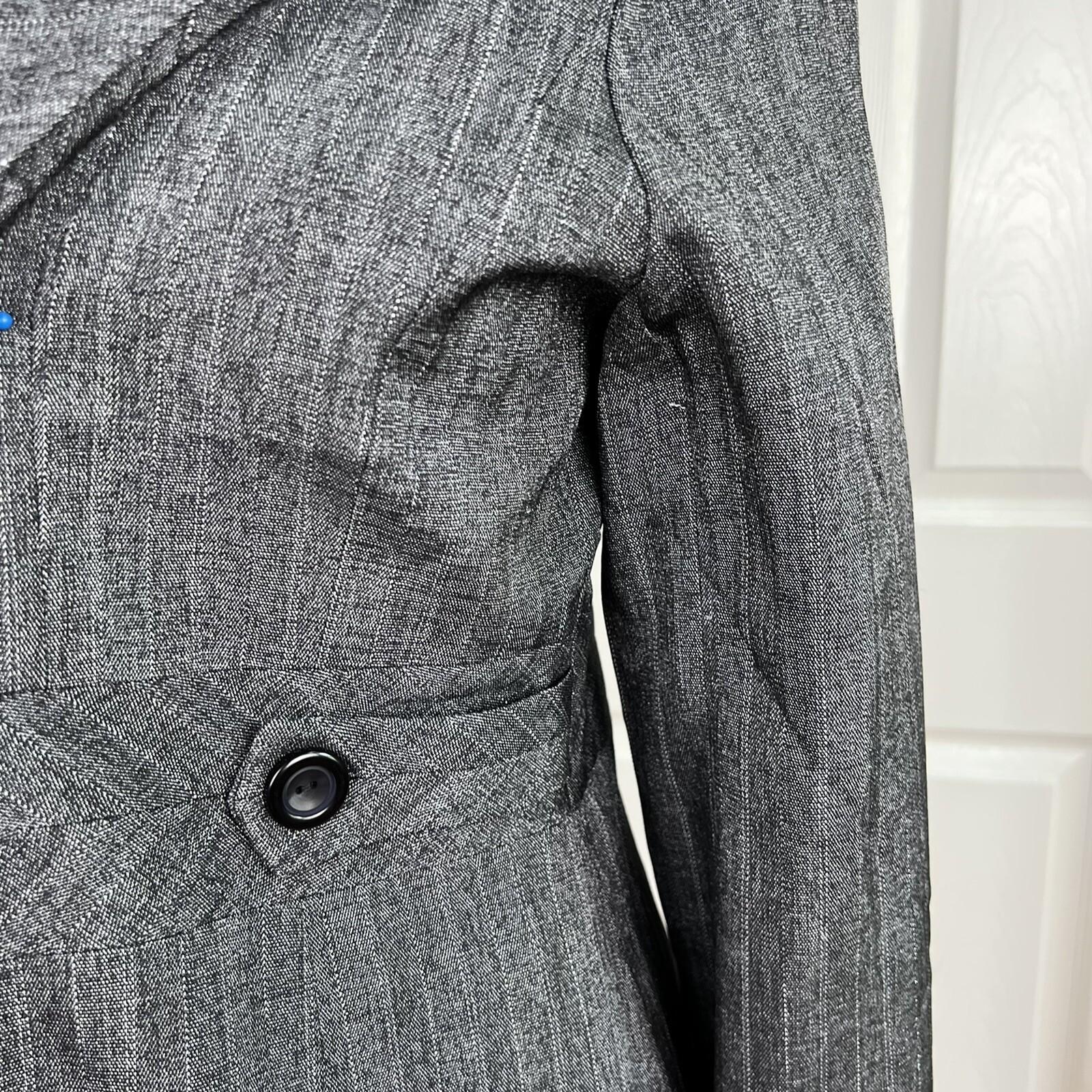 New CASALINA HIGH FASHION 2PC Gray Metallic Peak Collar Pant Suit Size 40/ US 10