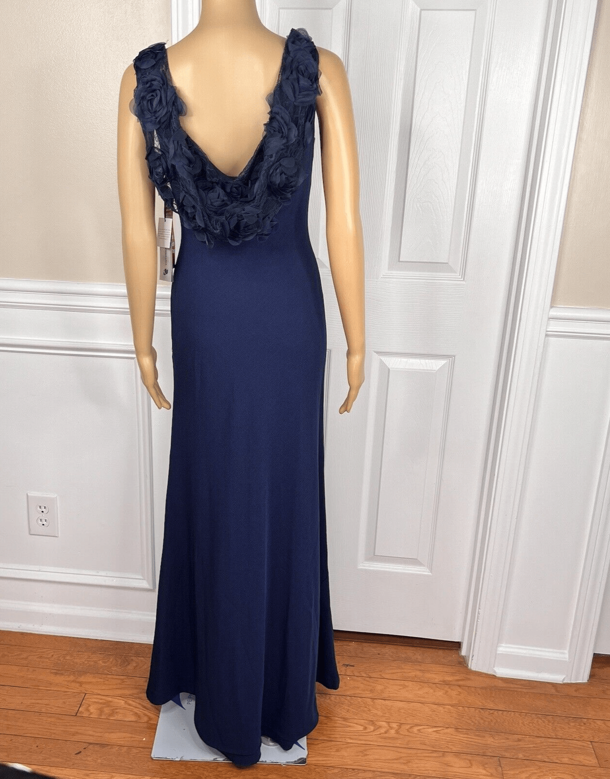 Karl Lagerfeld Paris Polyester Stretch Gown Size 4 Navy Blue Flower Applique New