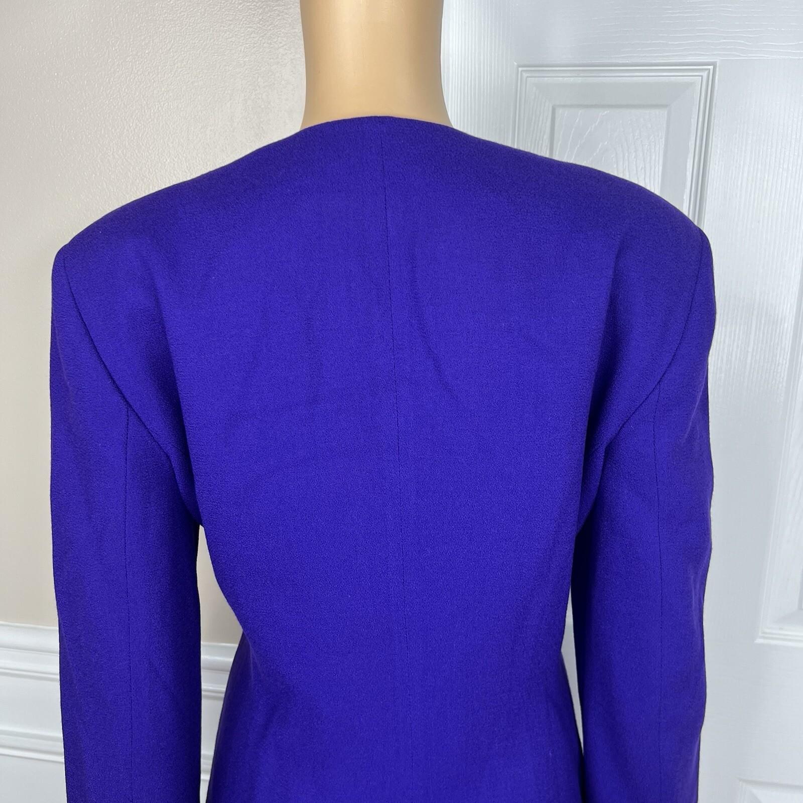 Jones New York Vintage Wool Skirt Suit Size 10 Purple Double Breasted Collarless