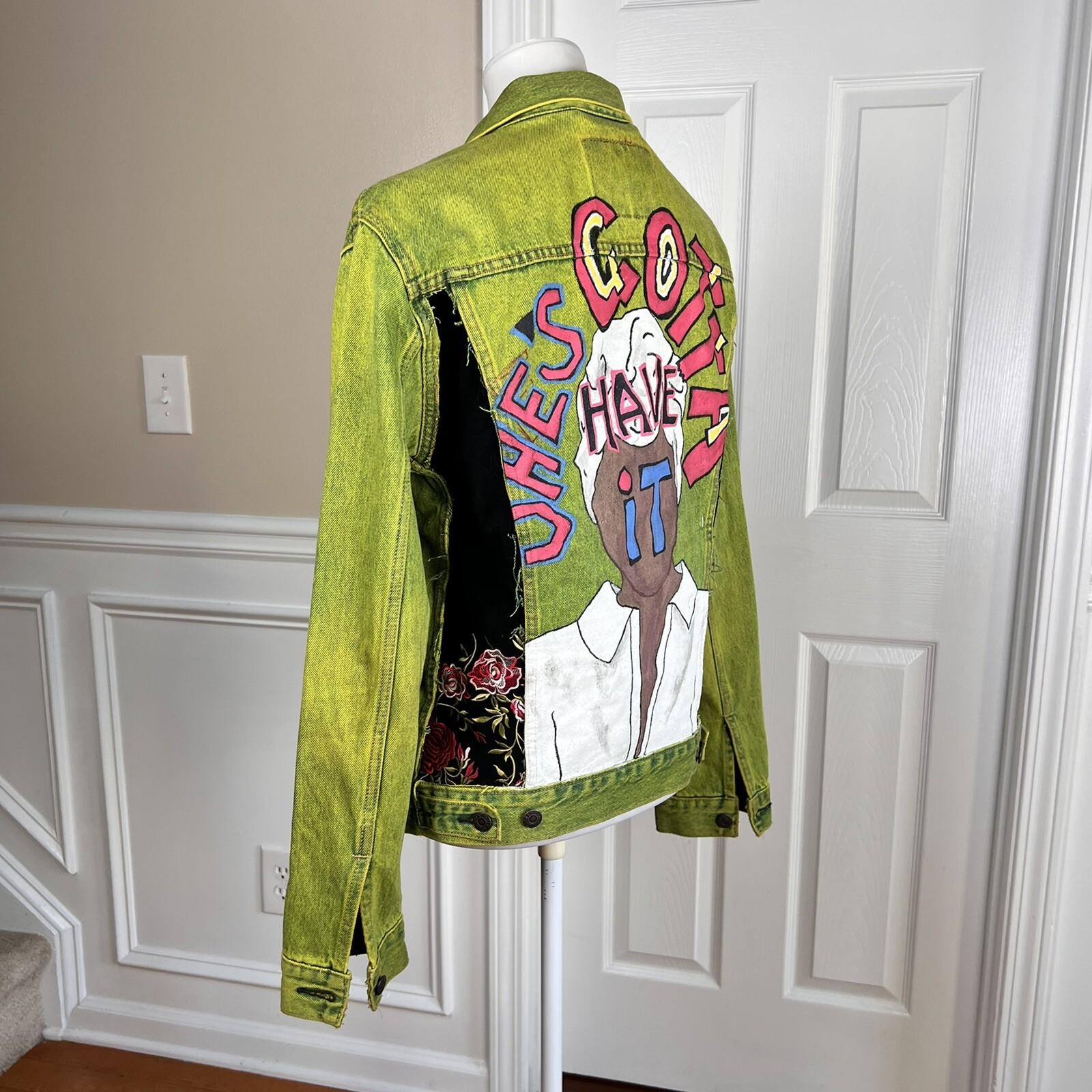 LEVI STRAUSS Women Wash Green Distressed Embroidered Denim Size M