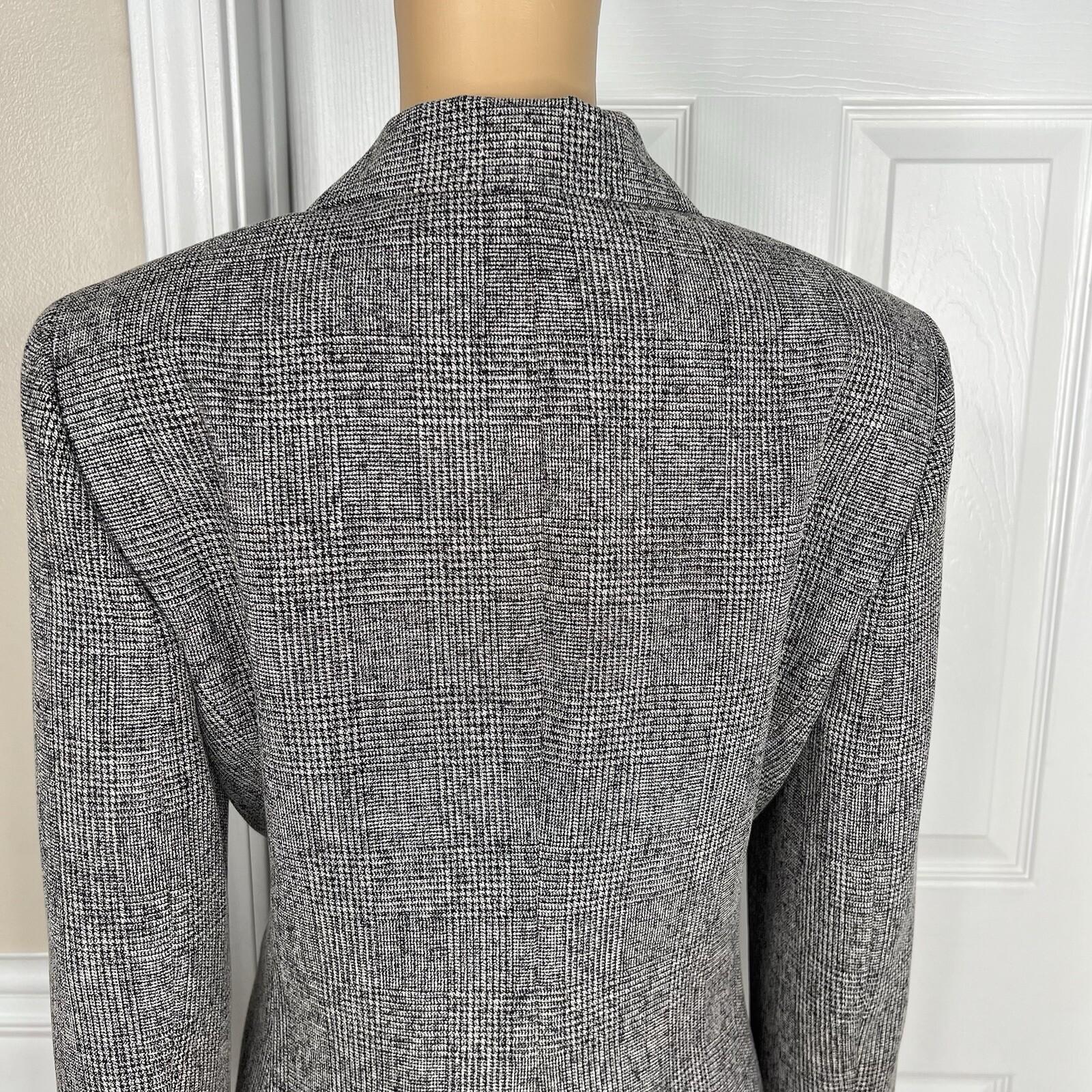 10-3172.jpg Kasper Polyester Rayon Pant Size 12P Black White Lined Notch Collar Career 2PC