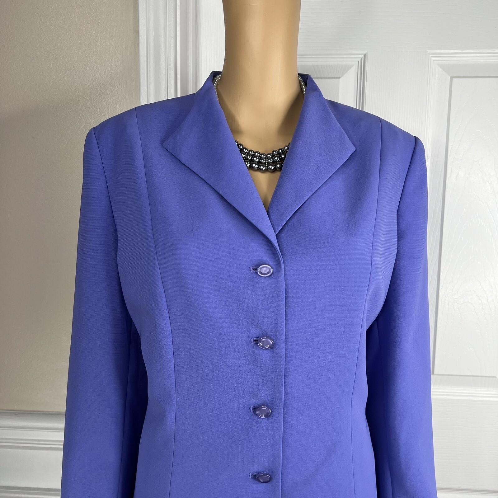 Collections Le Suit Polyester Skirt Suit Size 14P Pale Purple Ruffle Women Lined