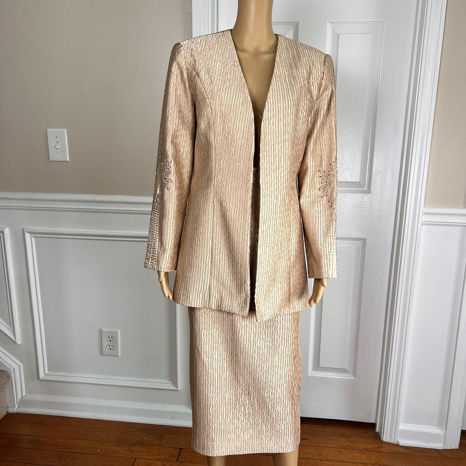 GMI Polyester Skirt Suit Size 10 Gold Beaded Lined Collarless Open Front 2PC