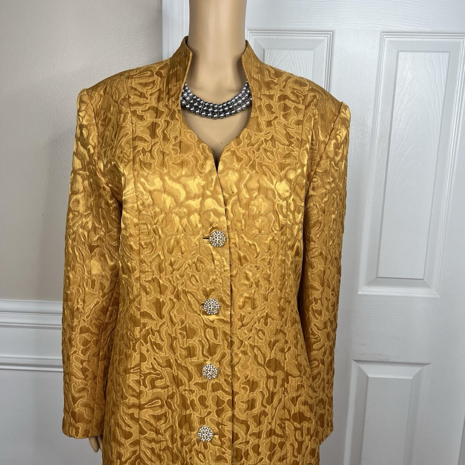 GMI Polyester Skirt Suit Size 14 Gold Lined Collarless Cocktail Mid Length 2PC