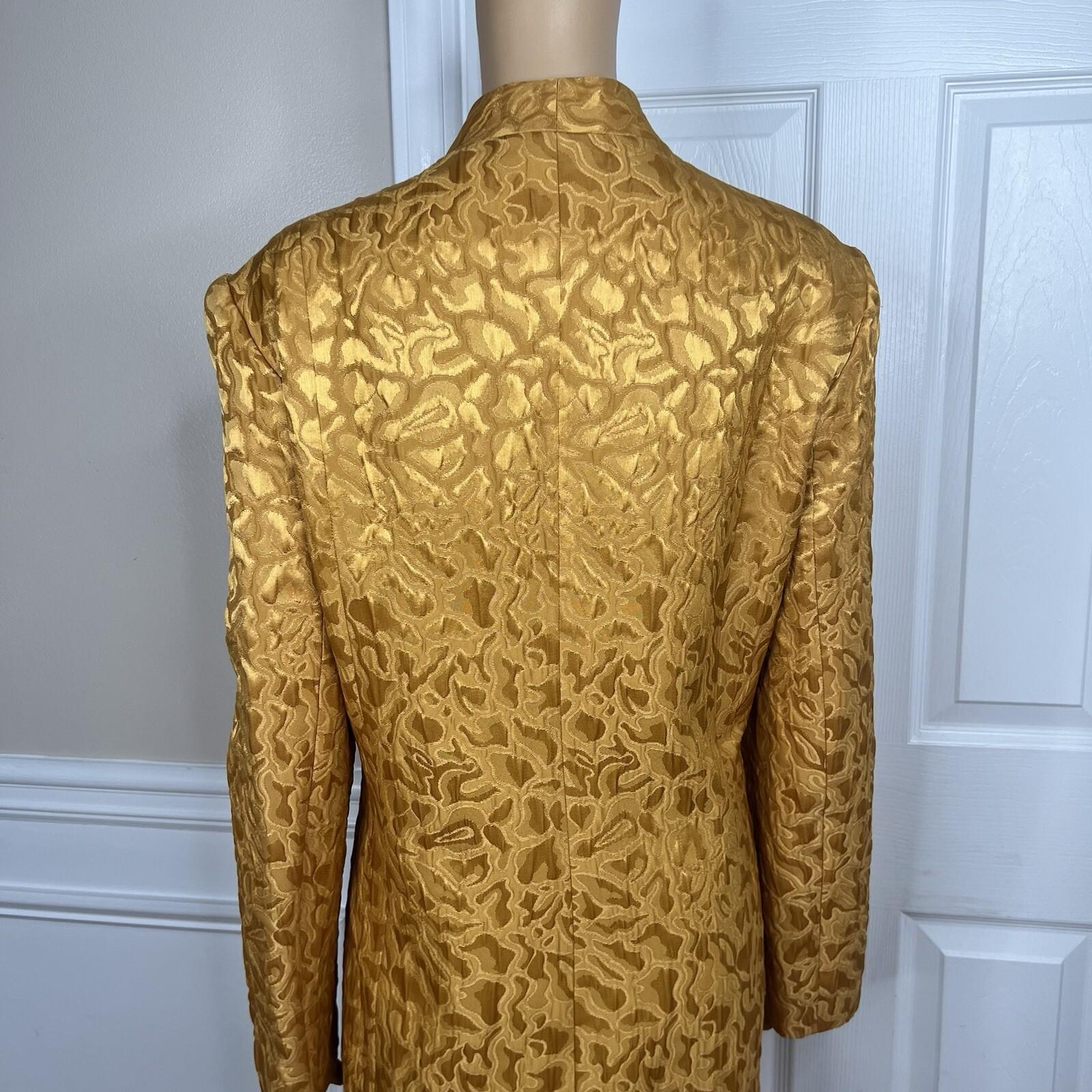 GMI Polyester Skirt Suit Size 14 Gold Lined Collarless Cocktail Mid Length 2PC