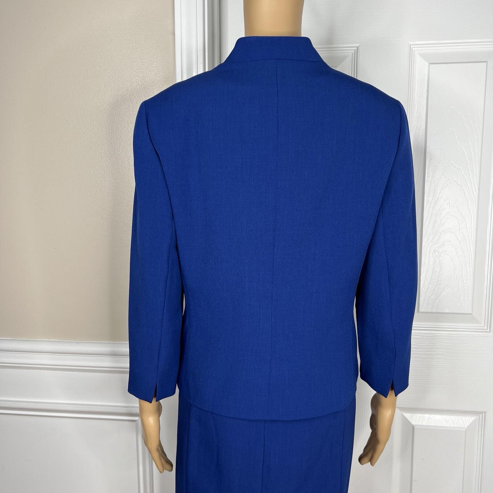 Le Suit Women Polyester Dress Suit Size 12P Blue Stand Up Collar Lined 2PC