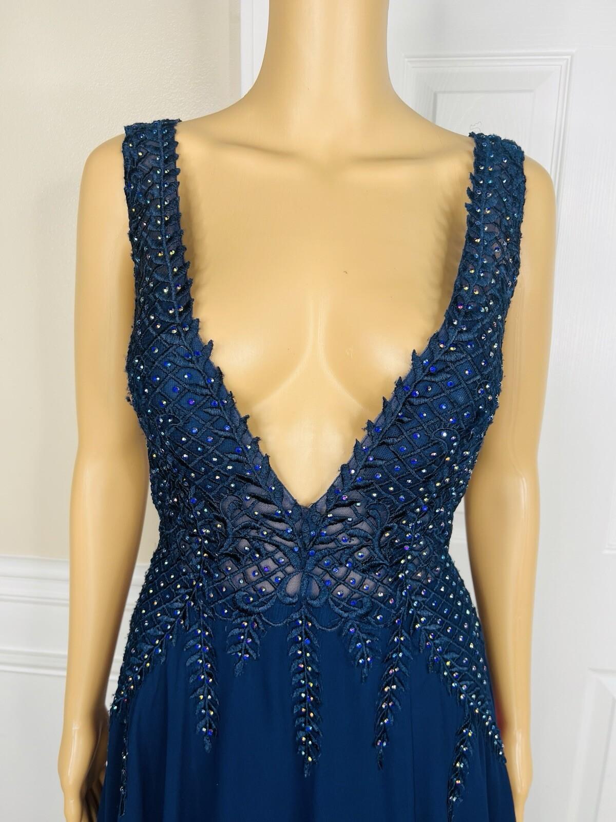 10-3432.jpg Gianni Bini Evening Gown Size 9 Navy Blue Beaded Embroidered Low V Neck Cut Slit