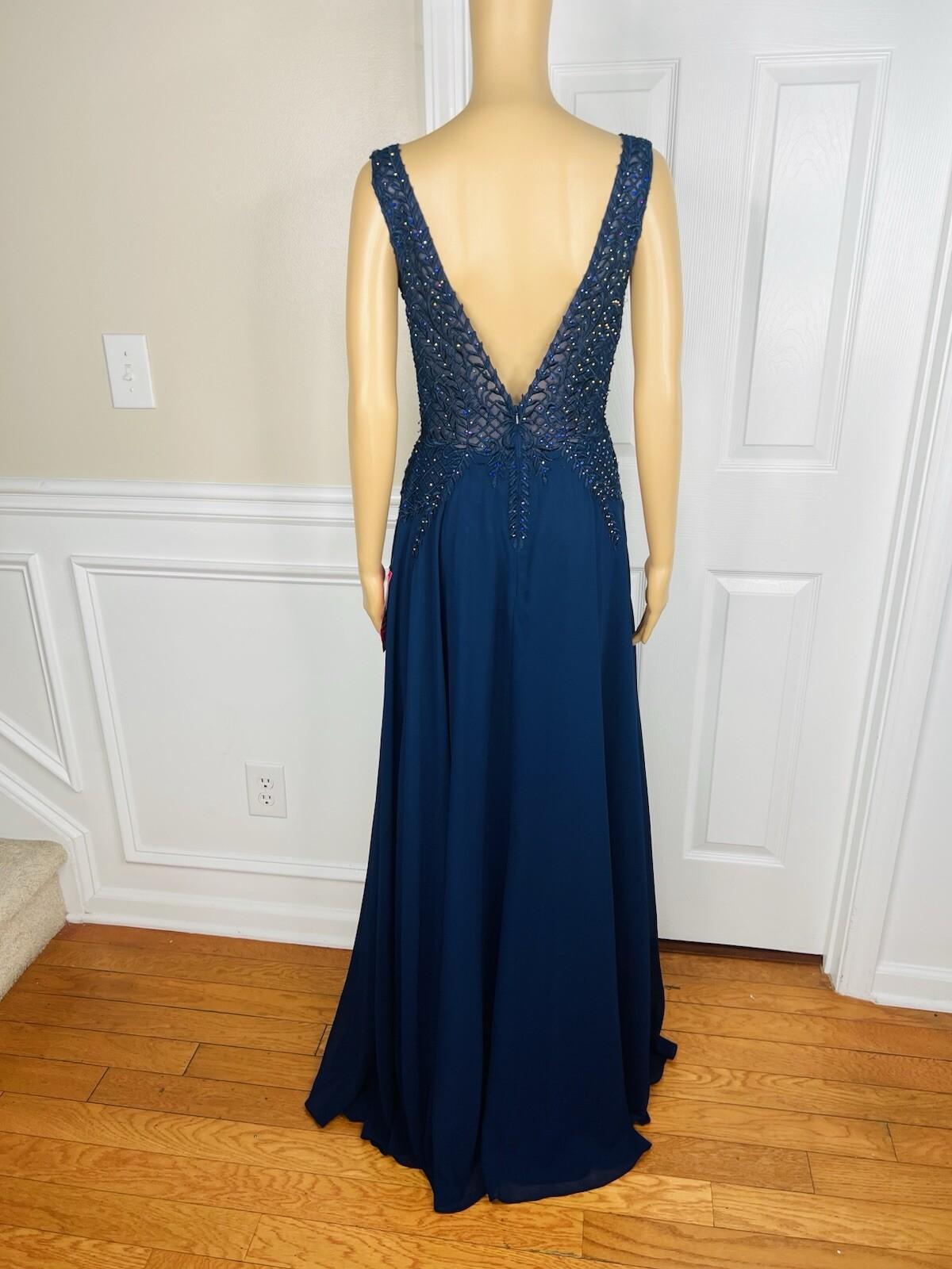 10-3434.jpg Gianni Bini Evening Gown Size 9 Navy Blue Beaded Embroidered Low V Neck Cut Slit