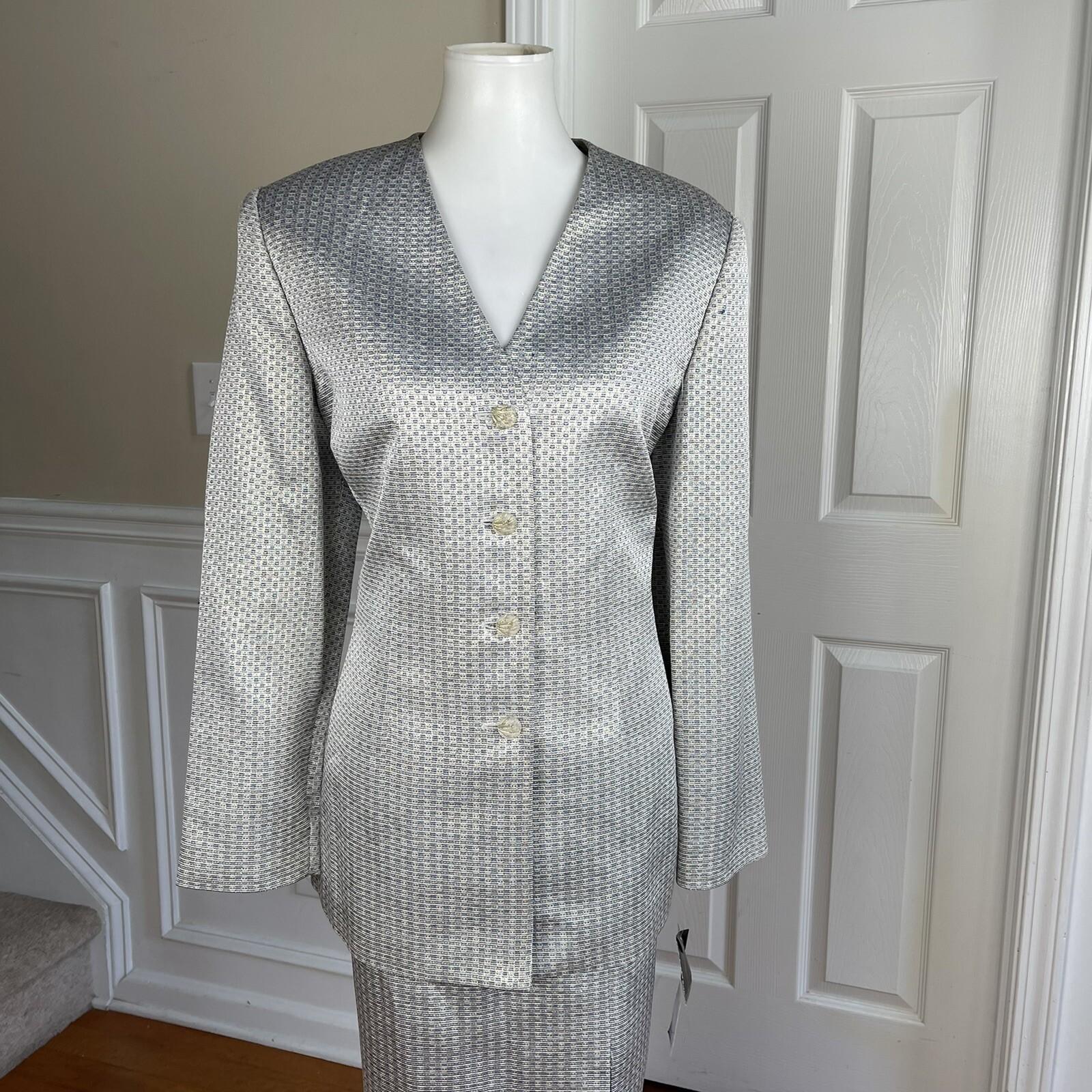 New LE SUIT 2PC Silver Blue Acetate Metallic Blend Collarless Skirt Suit SZ 12