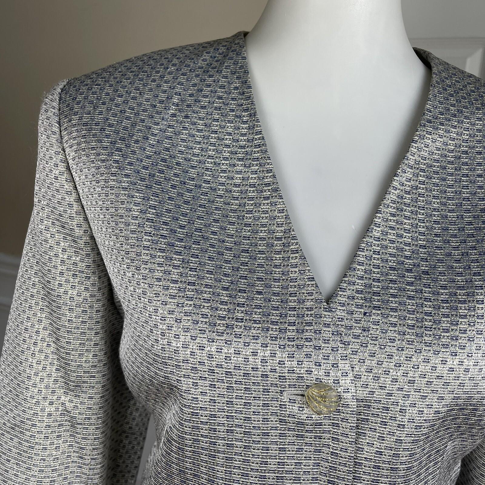 New LE SUIT 2PC Silver Blue Acetate Metallic Blend Collarless Skirt Suit SZ 12