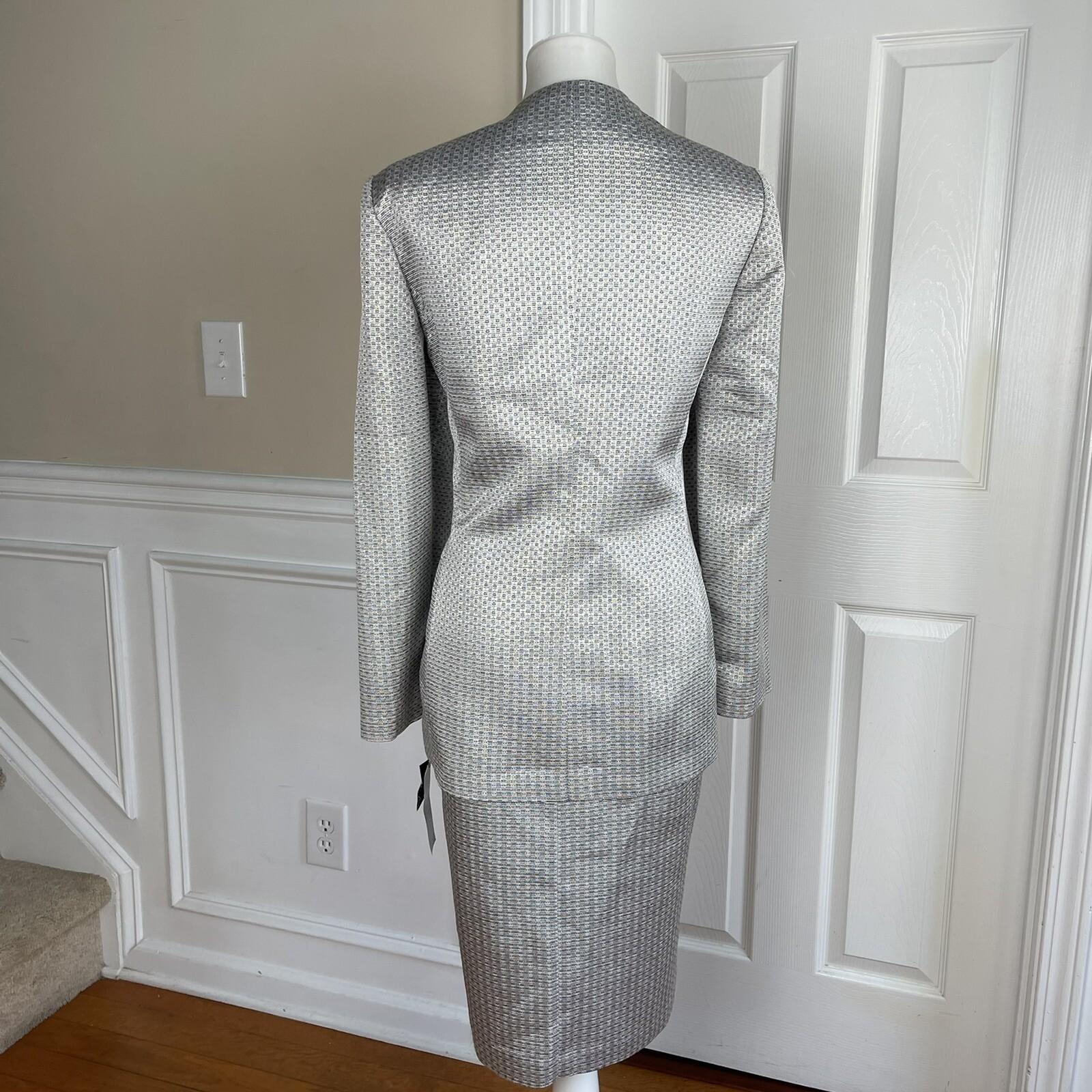 New LE SUIT 2PC Silver Blue Acetate Metallic Blend Collarless Skirt Suit SZ 12