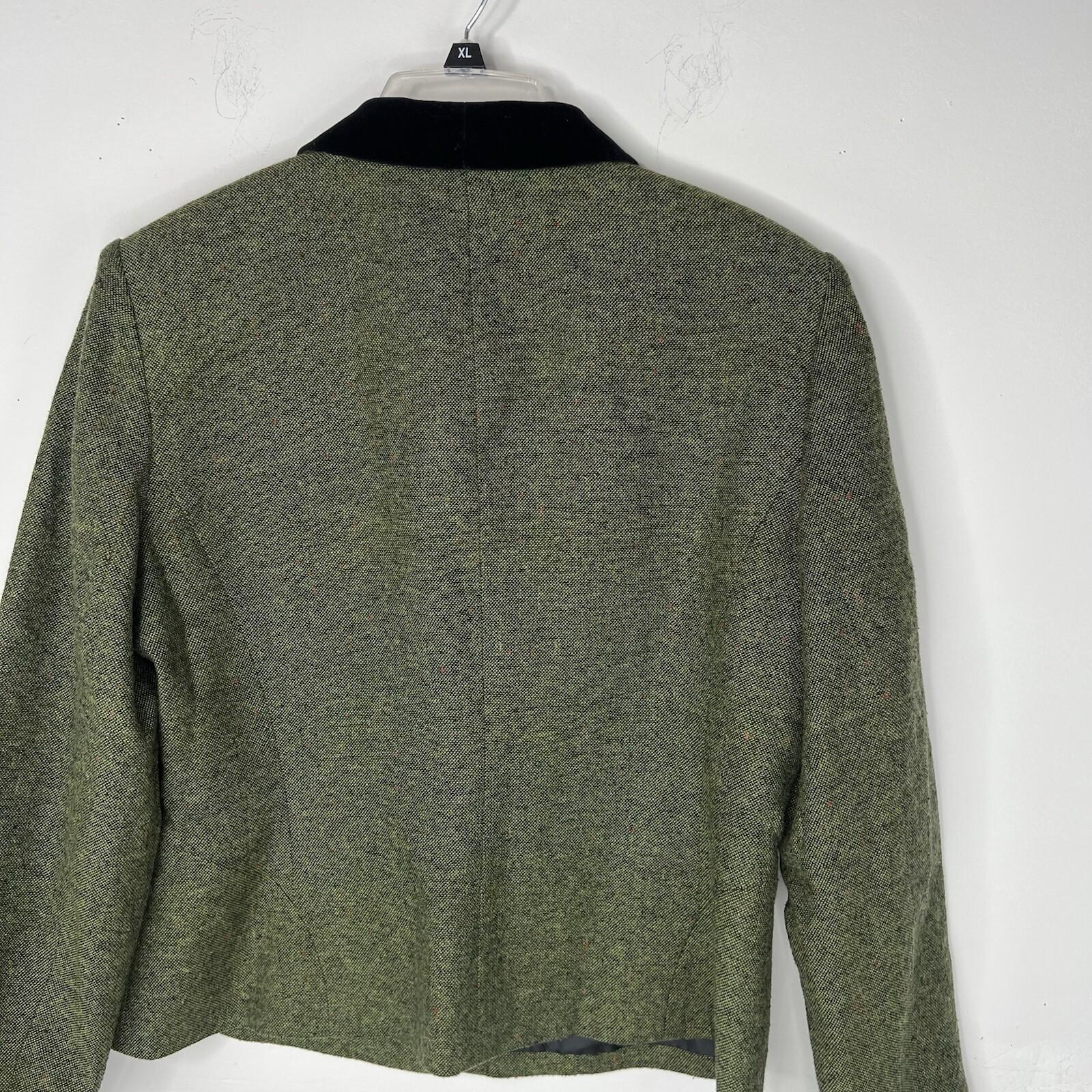 Le Suit Women Tweed Skirt Suit Size 14P Green Velvet Collar Lined Cocktail 2PC