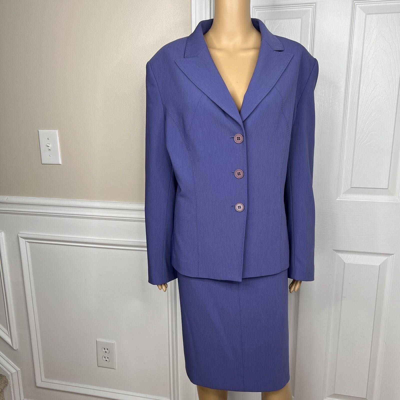 Le Suit Women Polyester Lycra Skirt Suit Size 18 Purple Peak Collar Lined 2PC