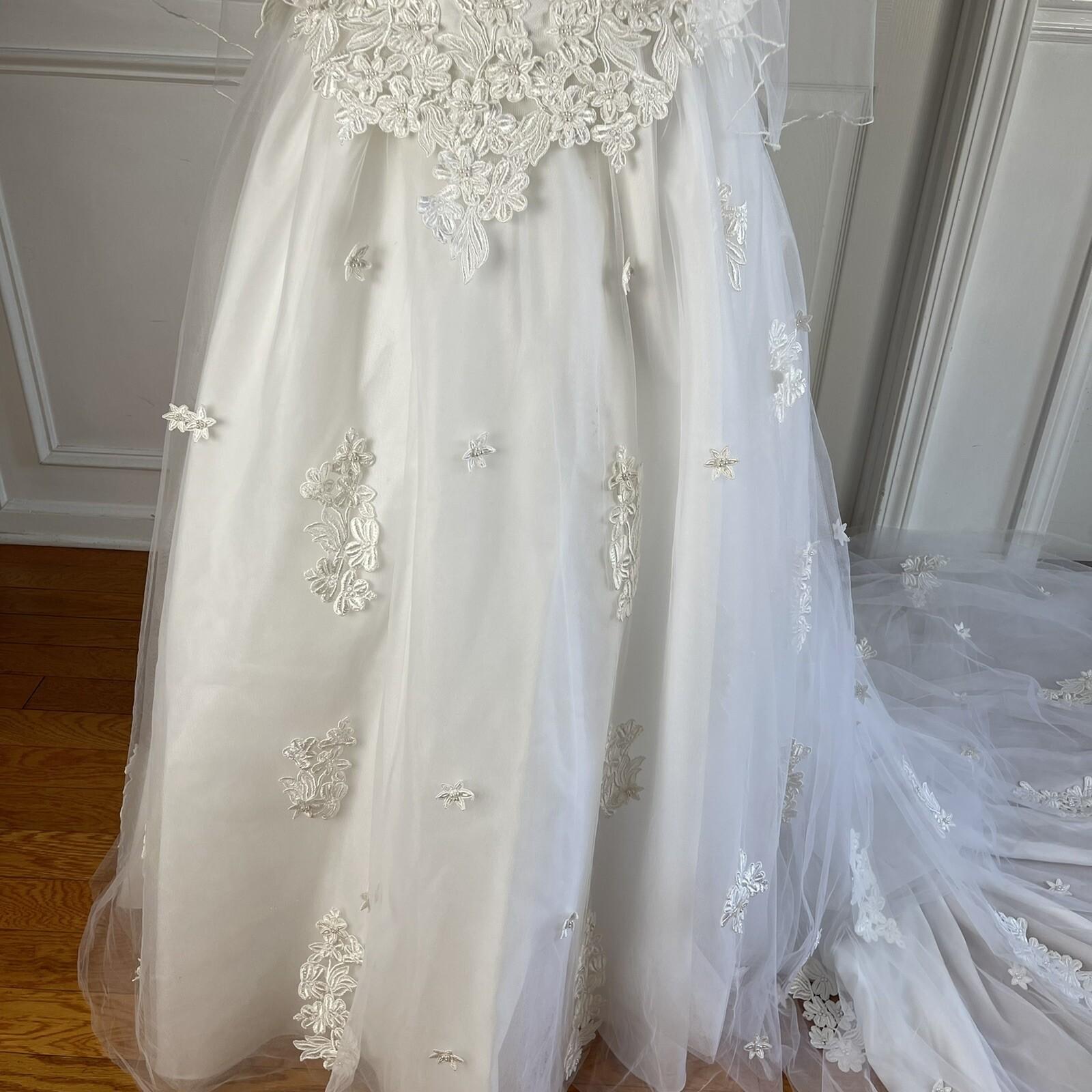 EXPRESSION White Beaded Satin Lace Embroidered Dress & Veil With Tiara Size 6