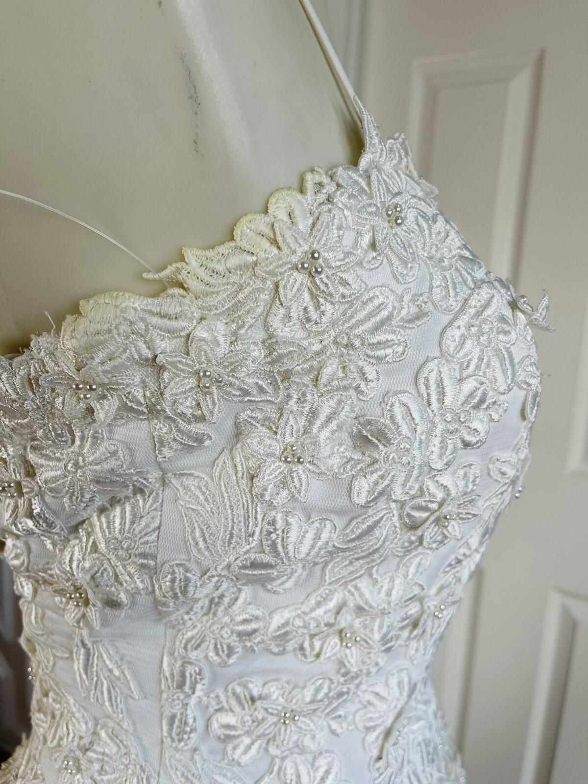 EXPRESSION White Beaded Satin Lace Embroidered Dress & Veil With Tiara Size 6