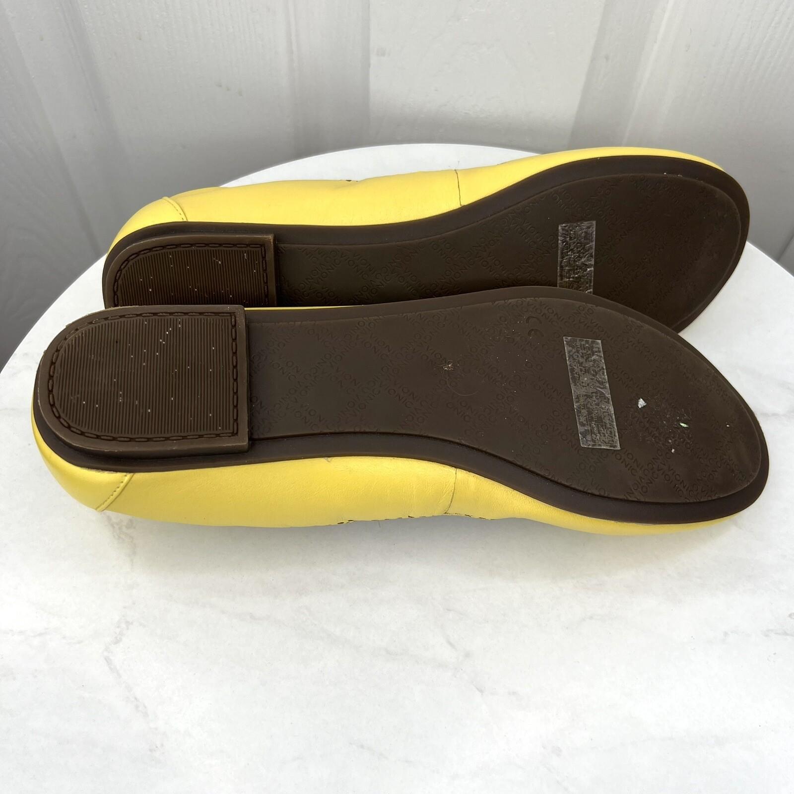 Vionic Leather Ballet Flats Shoes Size 10M Buttercup Perforated Whisper Slip On